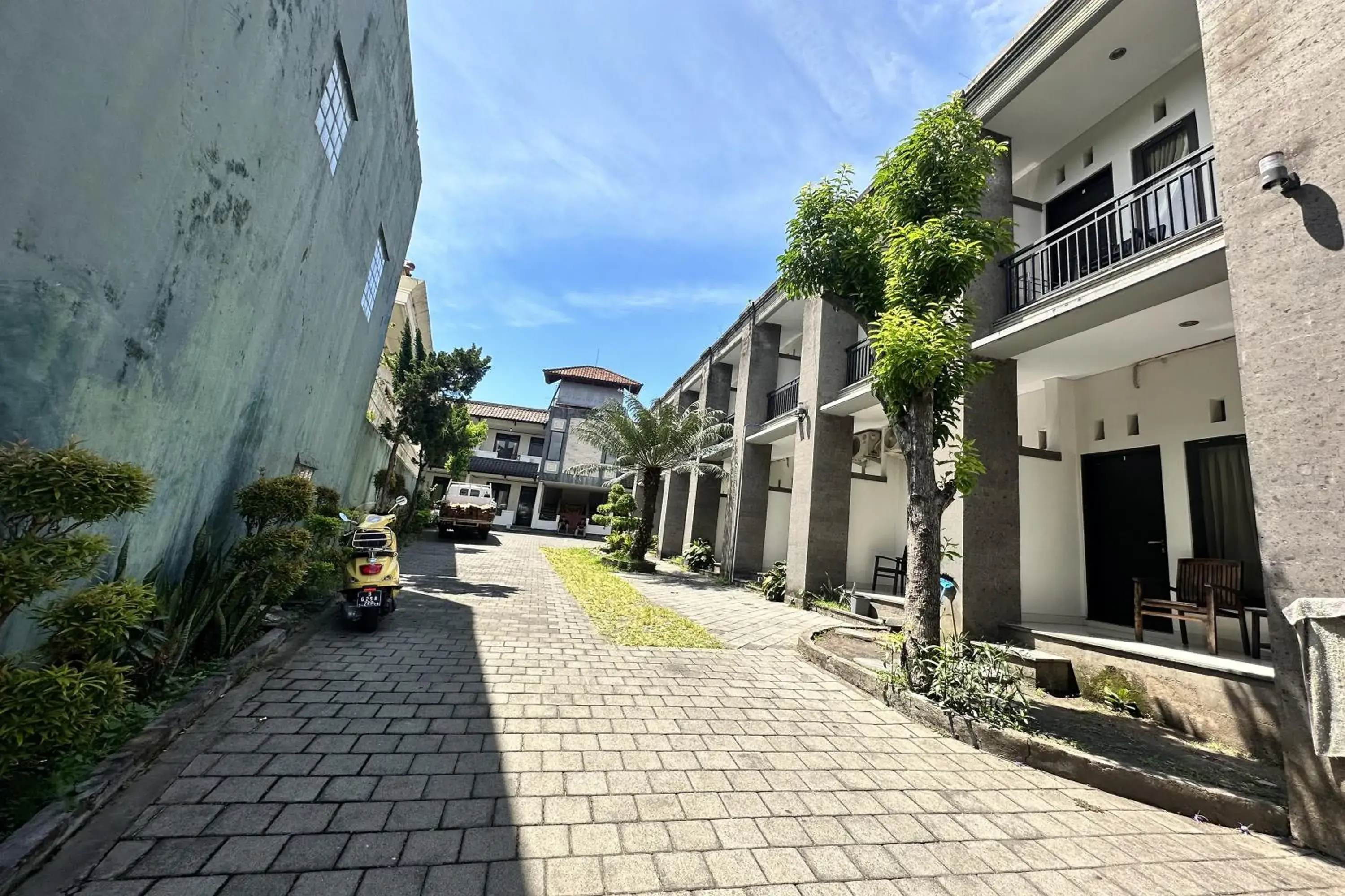 Property building in HOTEL WARTA SARI Property building in HOTEL WARTA SARI