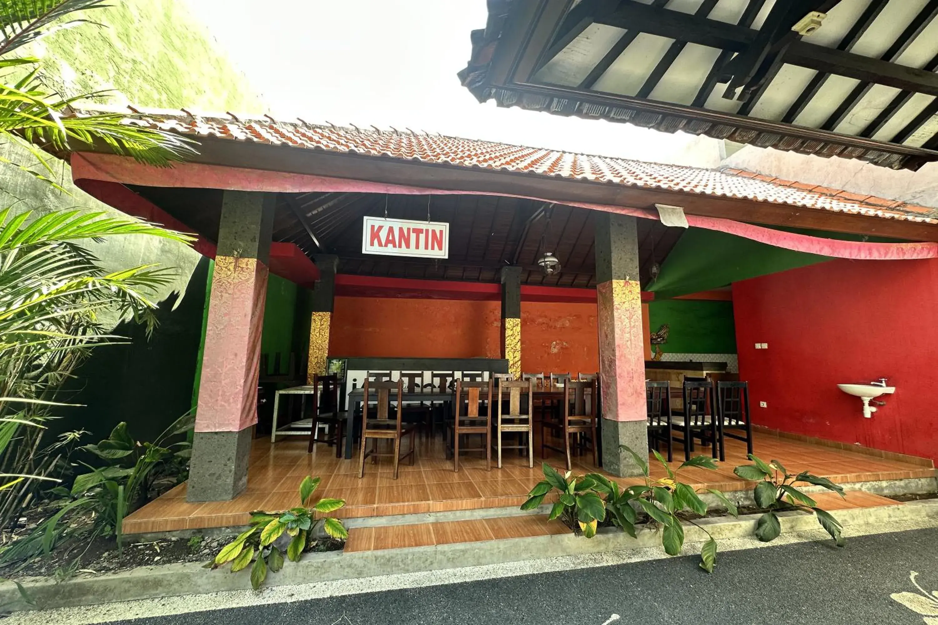 Property building in HOTEL WARTA SARI Property building in HOTEL WARTA SARI