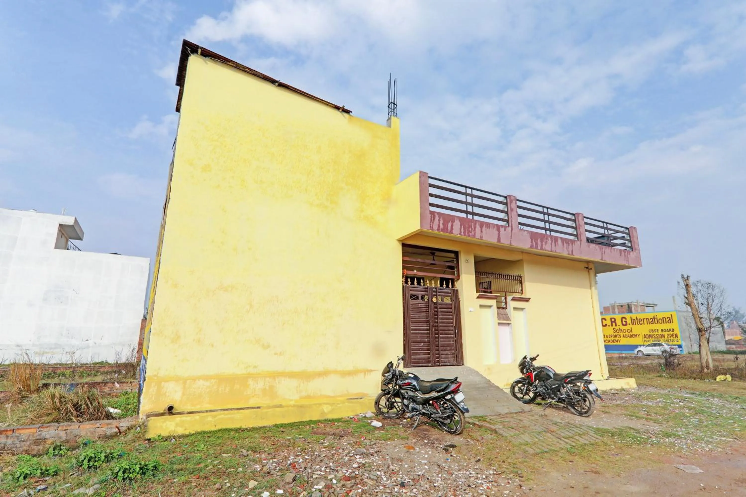 Facade/entrance in Hotel O Golden Grand