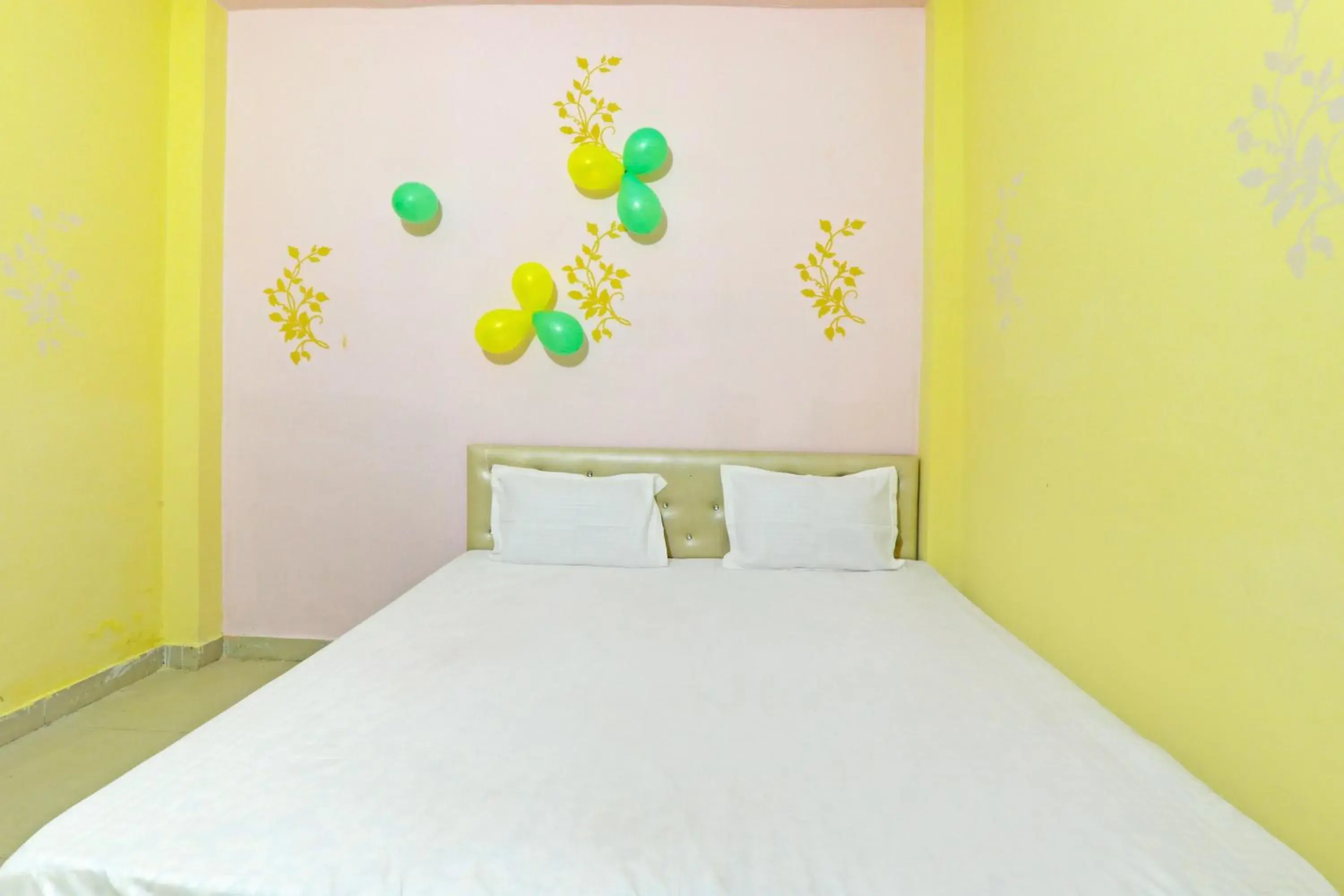 Bedroom, Bed in Hotel O Golden Grand Bedroom, Bed in Hotel O Golden Grand