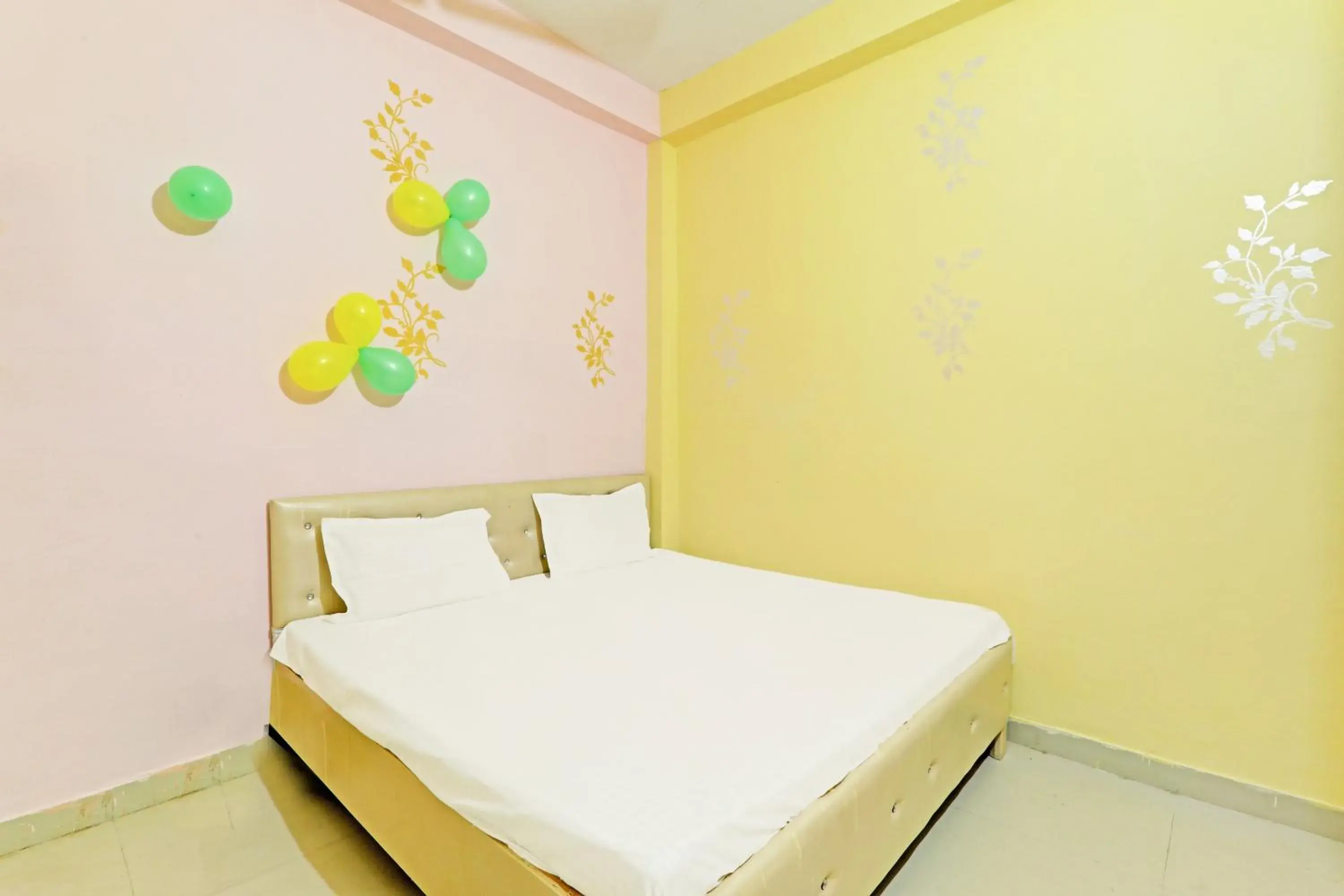 Bedroom, Bed in Hotel O Golden Grand Bedroom, Bed in Hotel O Golden Grand