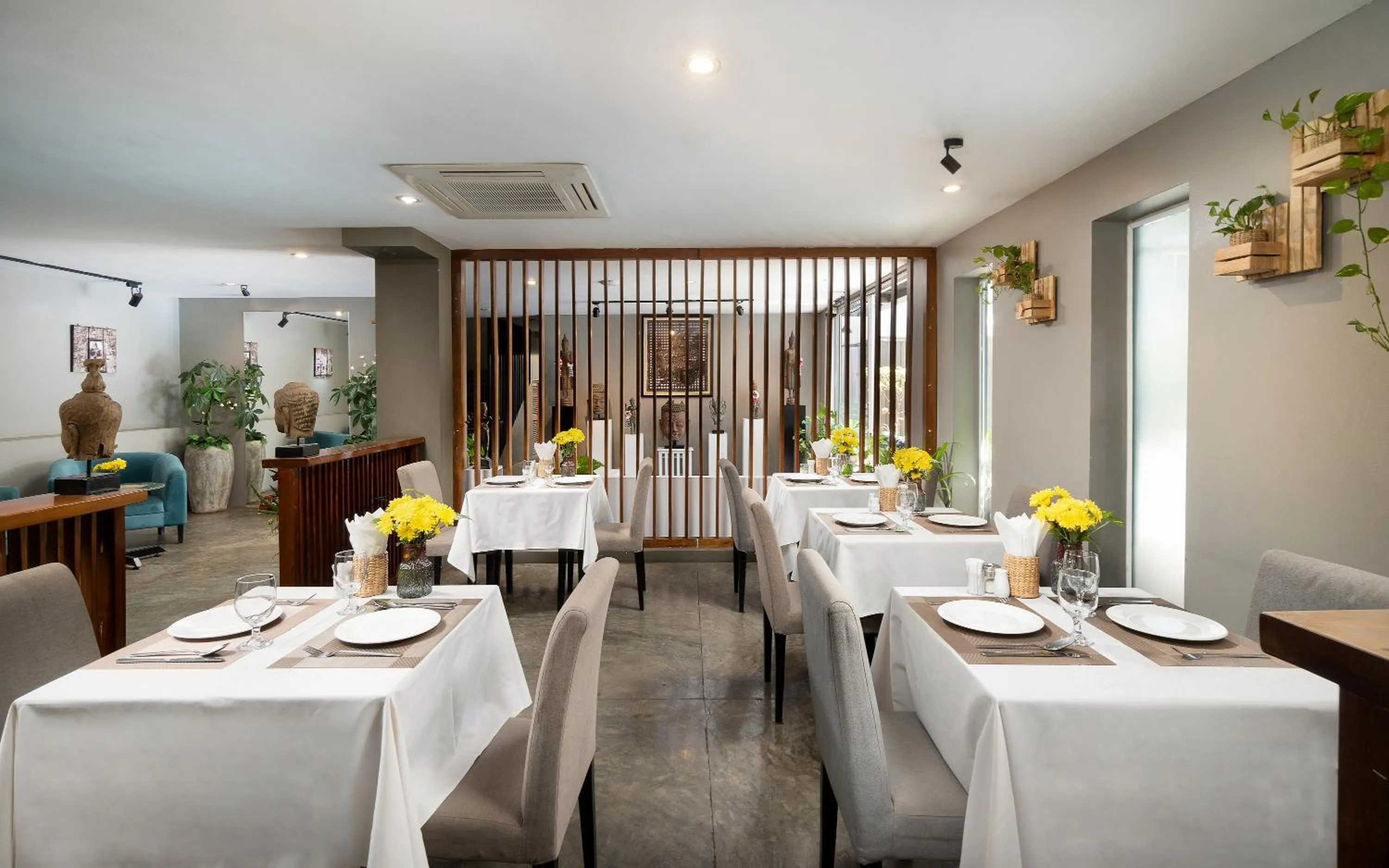 Restaurant/places to eat in Dusit Hotel Siem Reap