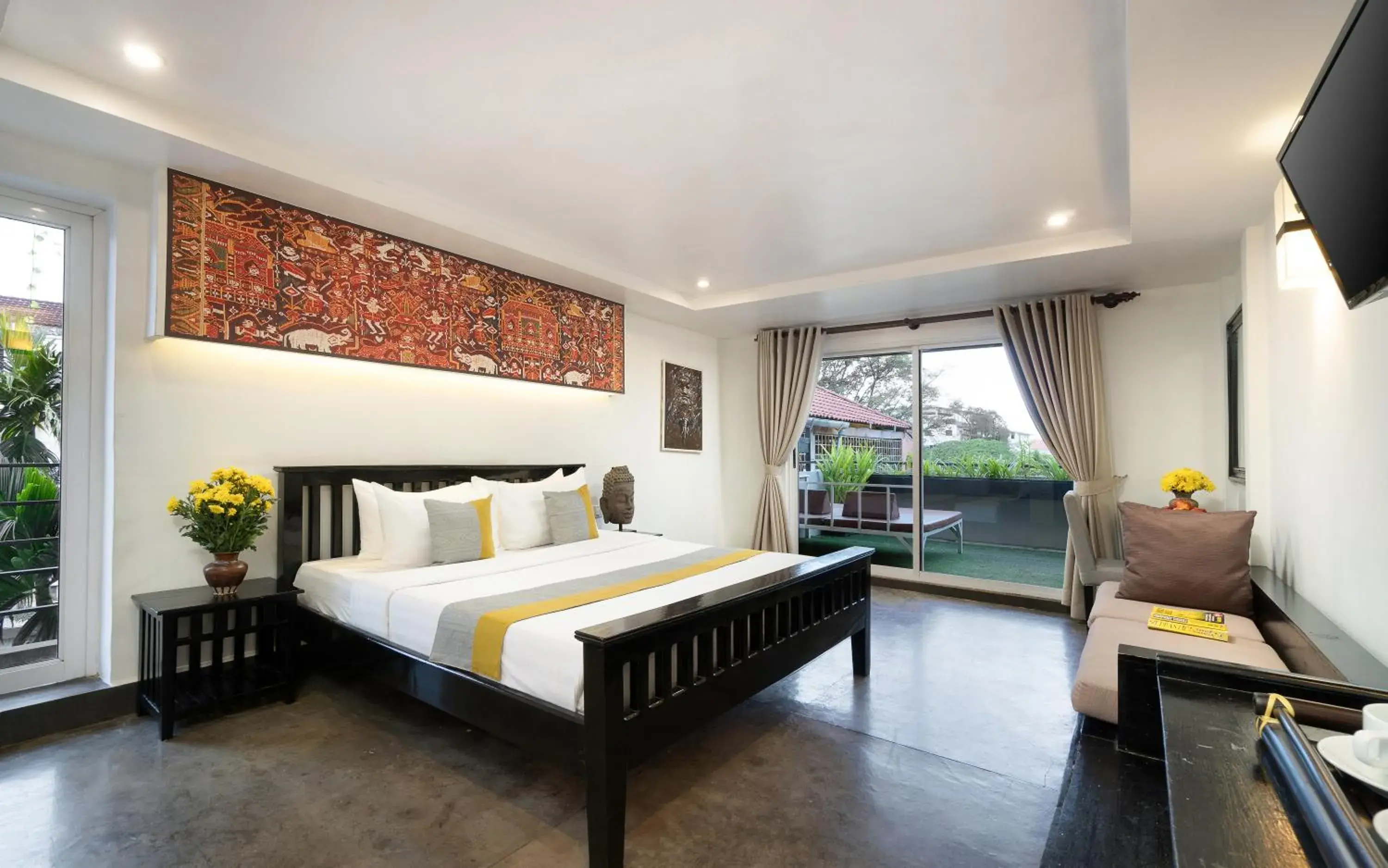 Bed in Dusit Hotel Siem Reap Bed in Dusit Hotel Siem Reap