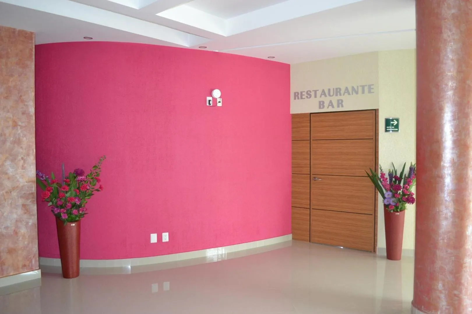 Restaurant/places to eat in Hotel & Villas Panamá