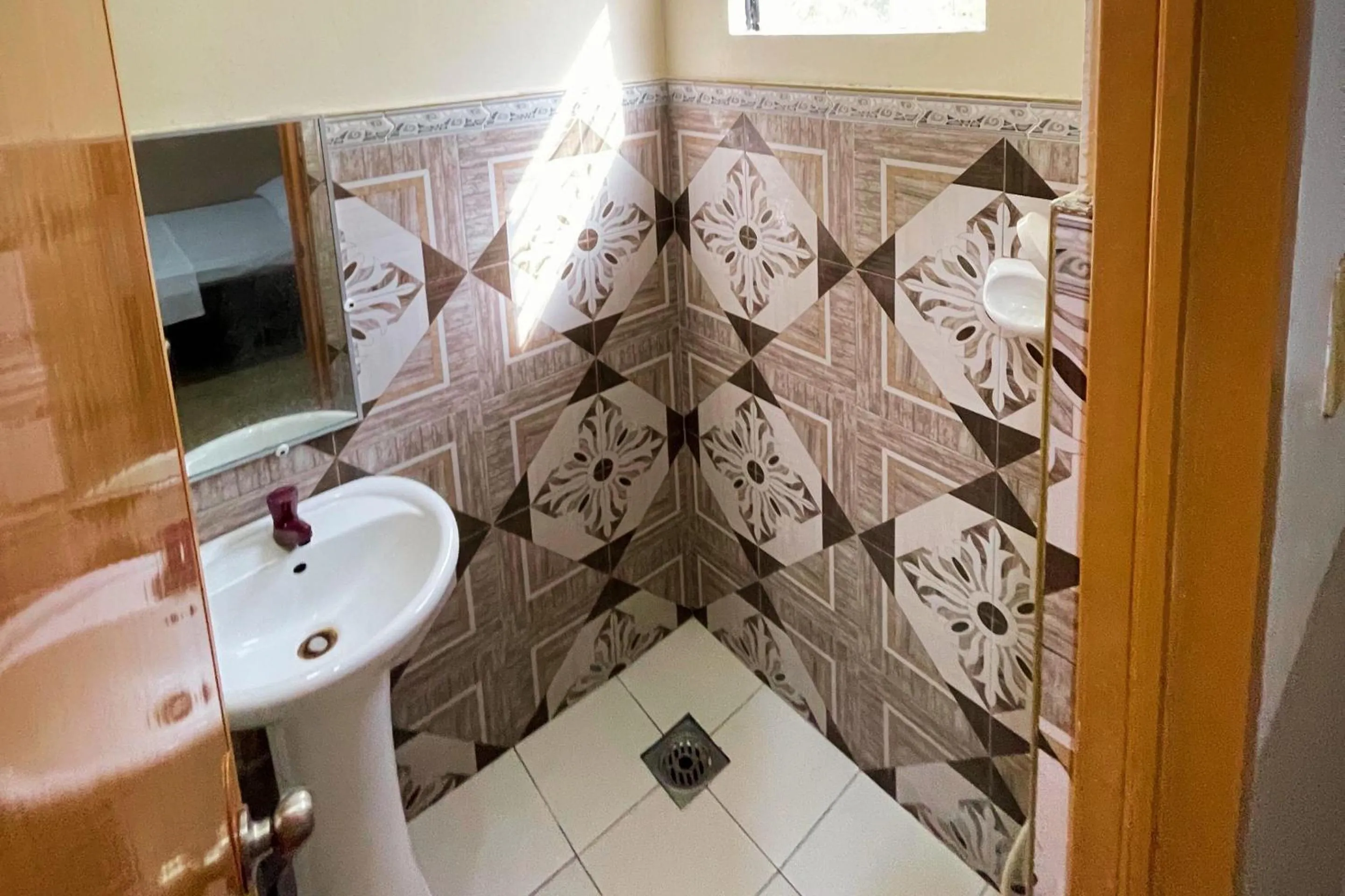 Bathroom in Durhan White Beach Resort powered by Cocotel