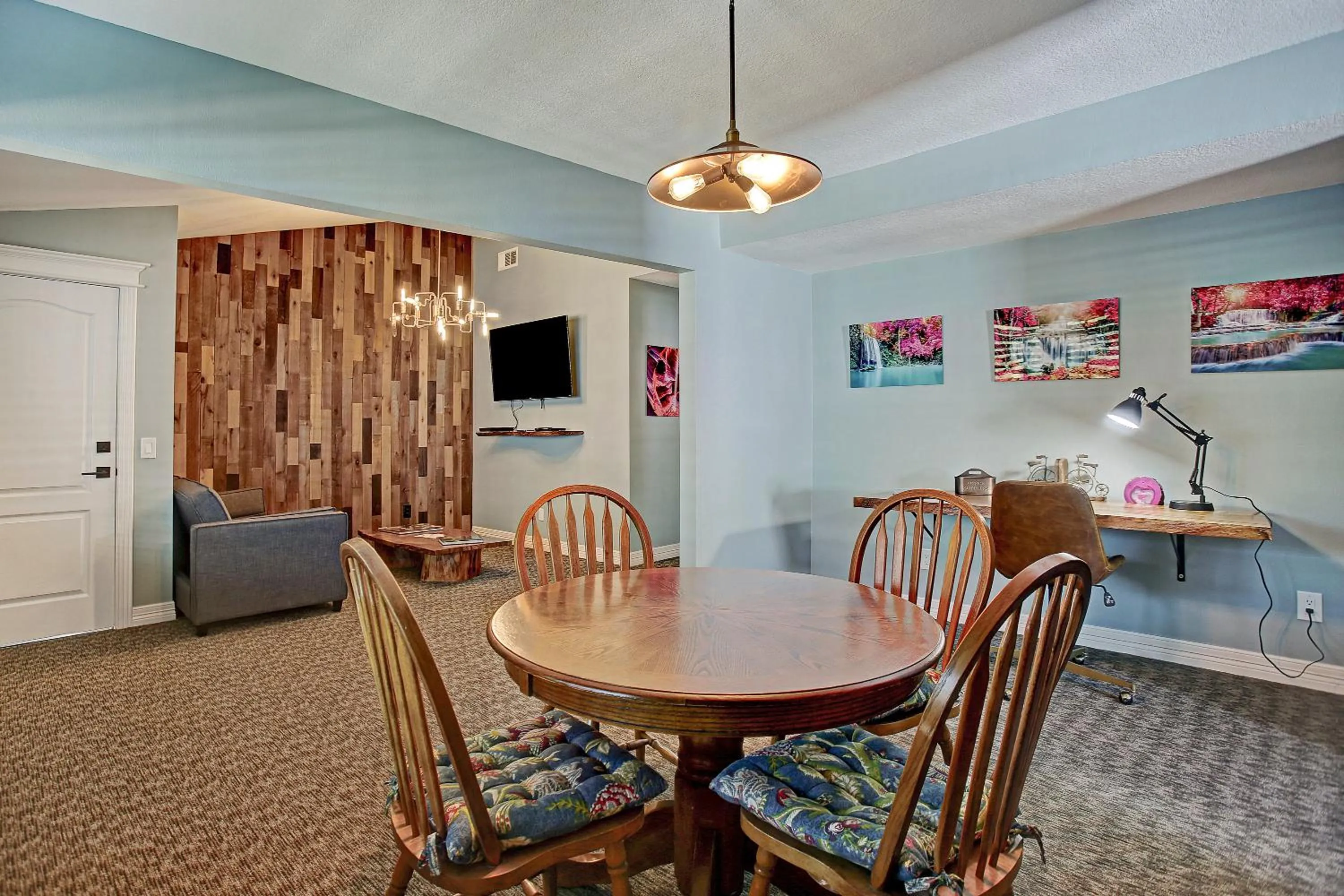 Sara's Inn on the Boulevard