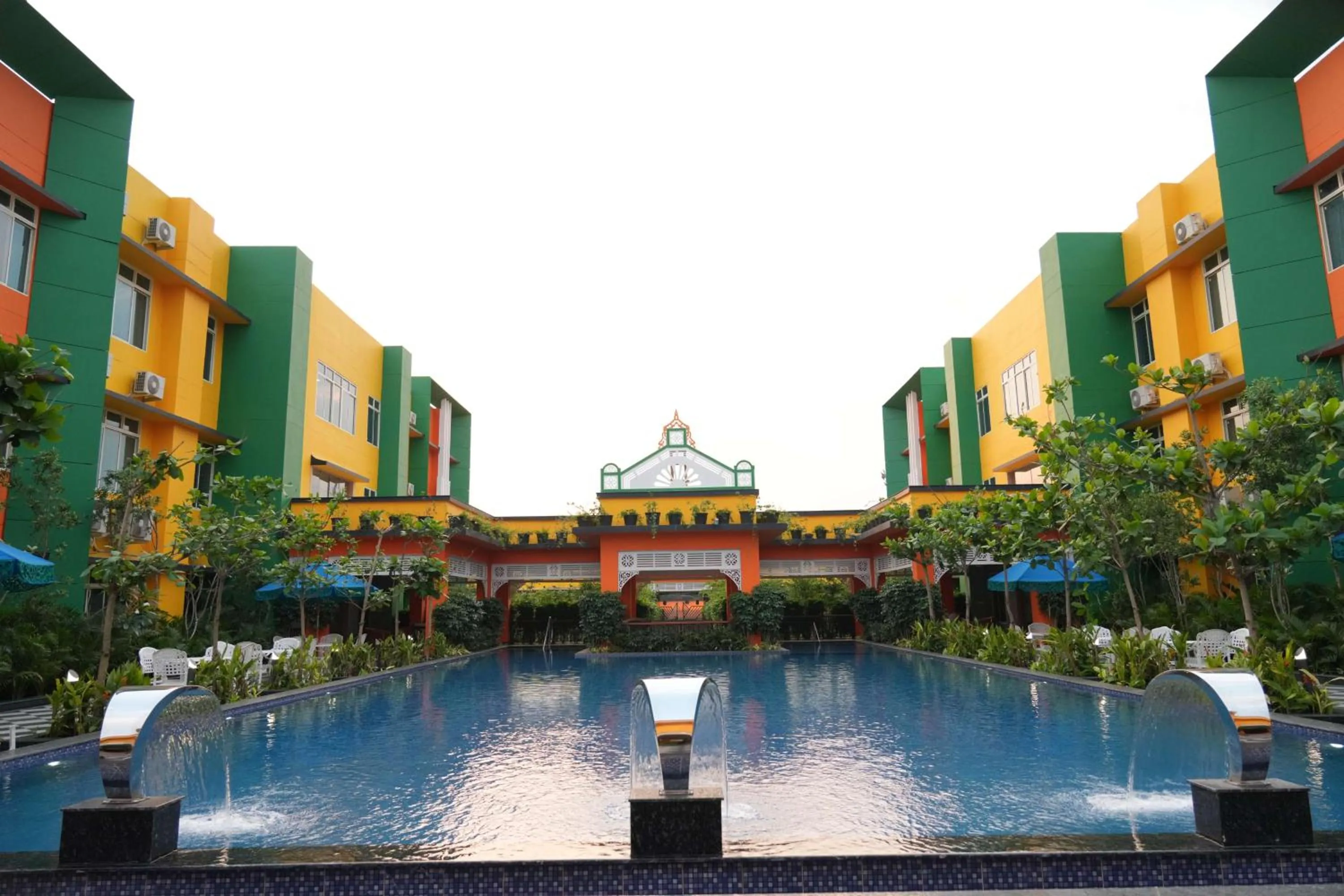 Facade/entrance in Mayfair World Cup Village