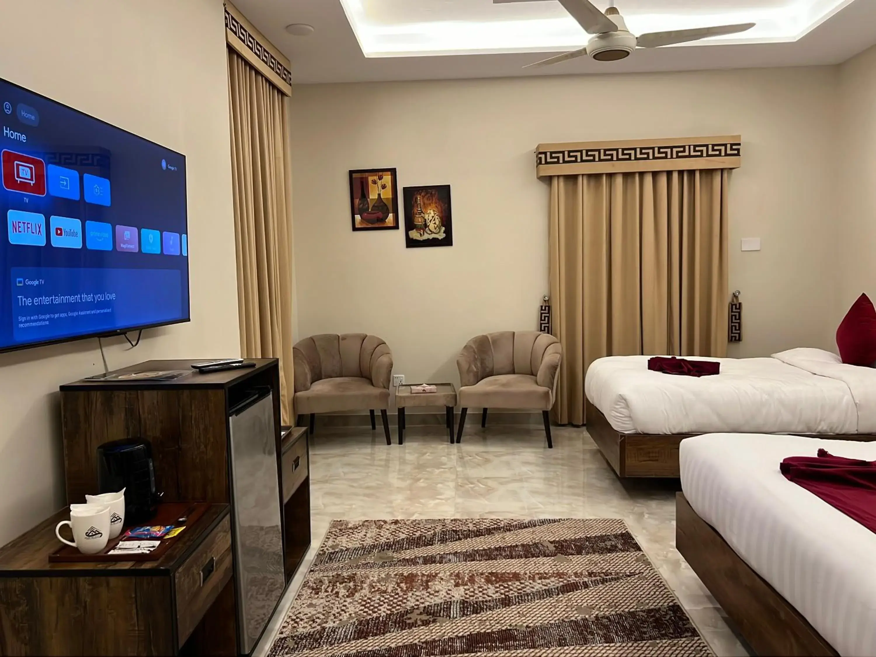 Photo of the whole room, Bed in Burj Ul Zaki Photo of the whole room, Bed in Burj Ul Zaki