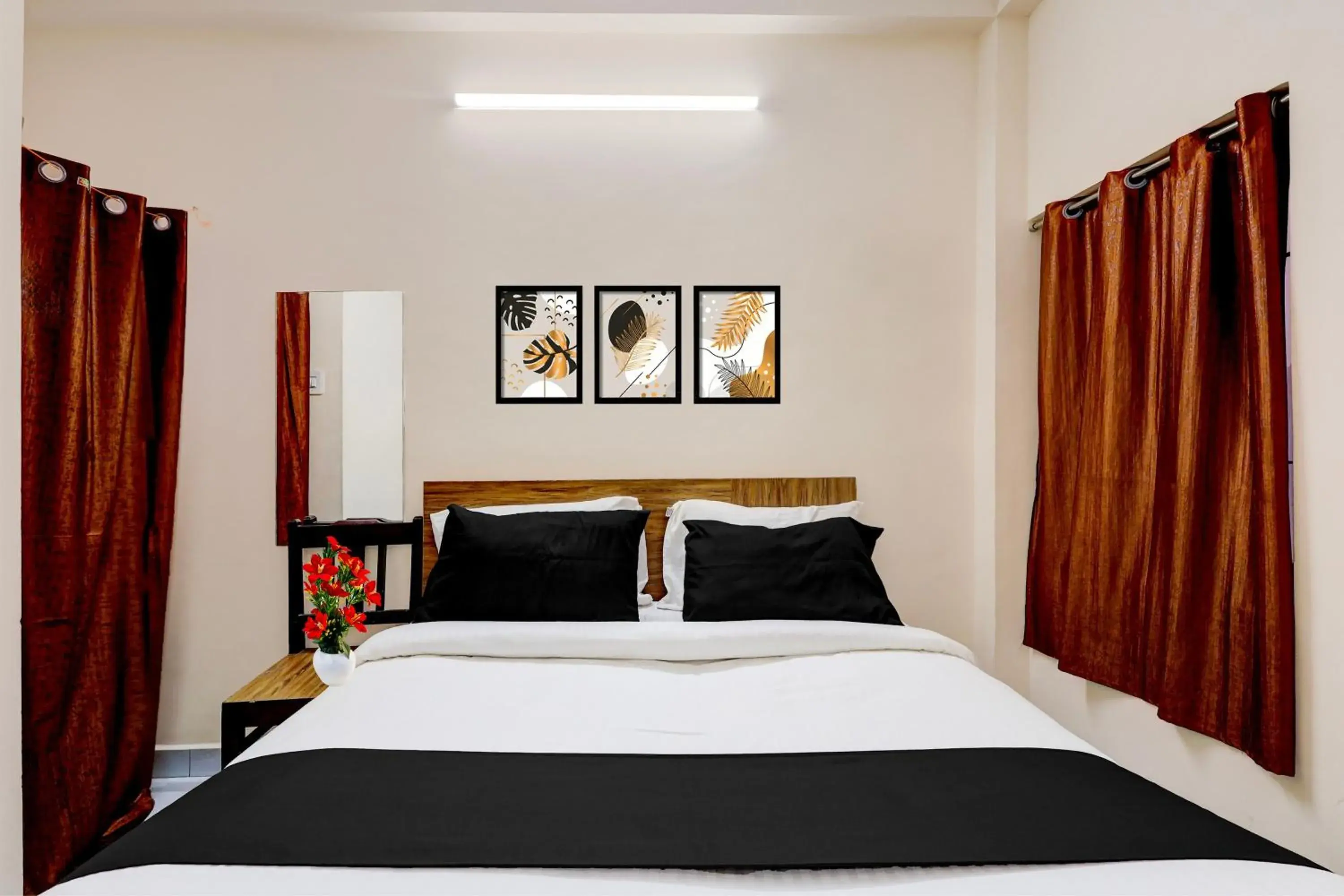 Bedroom, Bed in Hotel O Parthasarathyswamy Temple Formerly RKH Inn Bedroom, Bed in Hotel O Parthasarathyswamy Temple Formerly RKH Inn