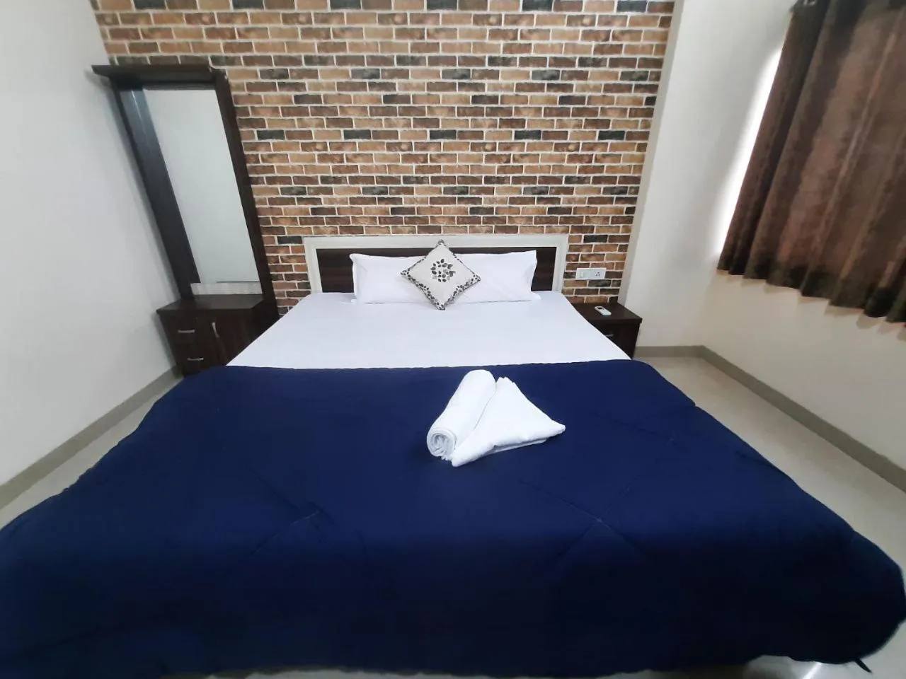 Bed in Staeg Heart of City 2BHK 201