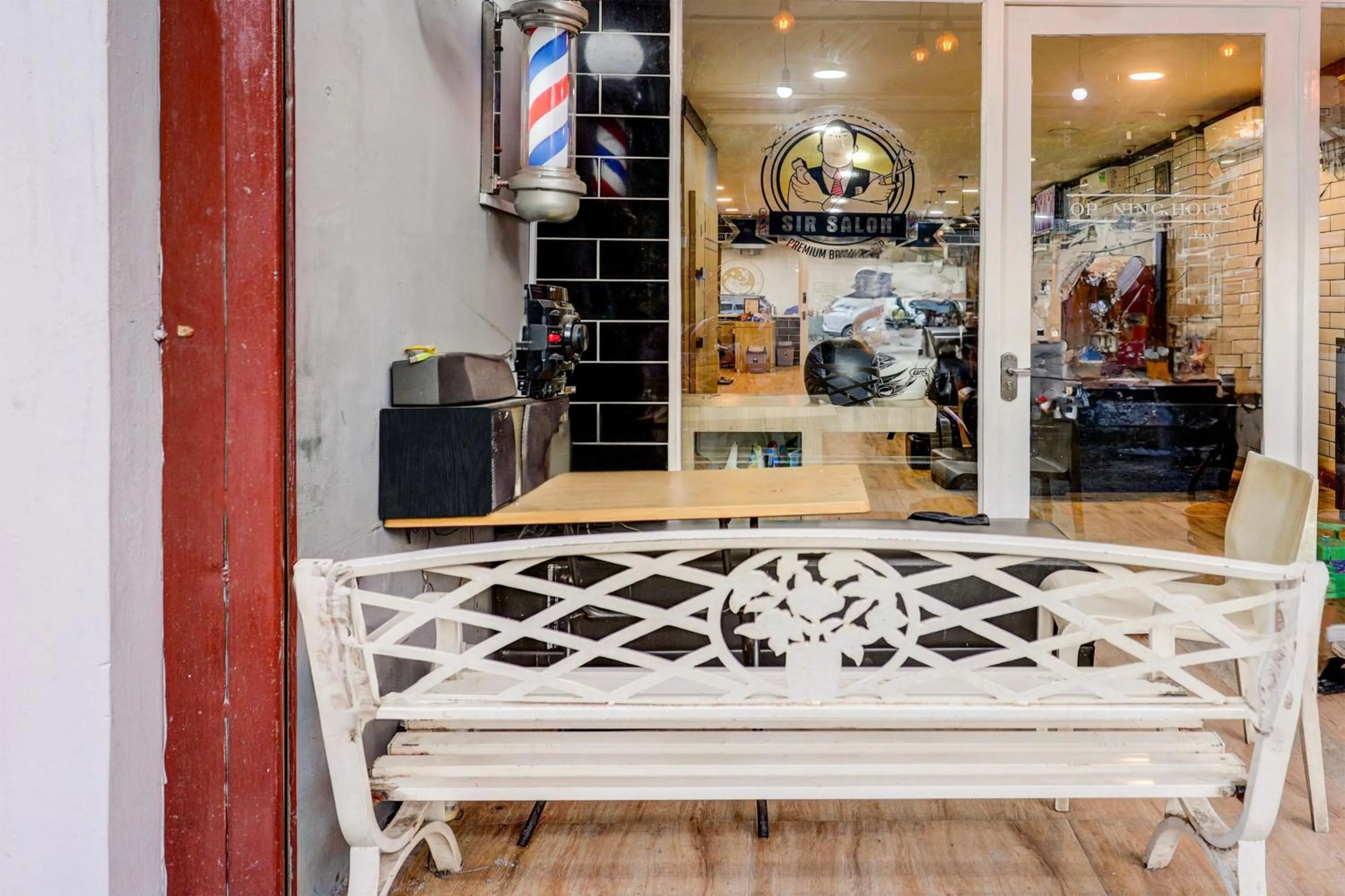 Lobby or reception in Hotel O Sir Homestay