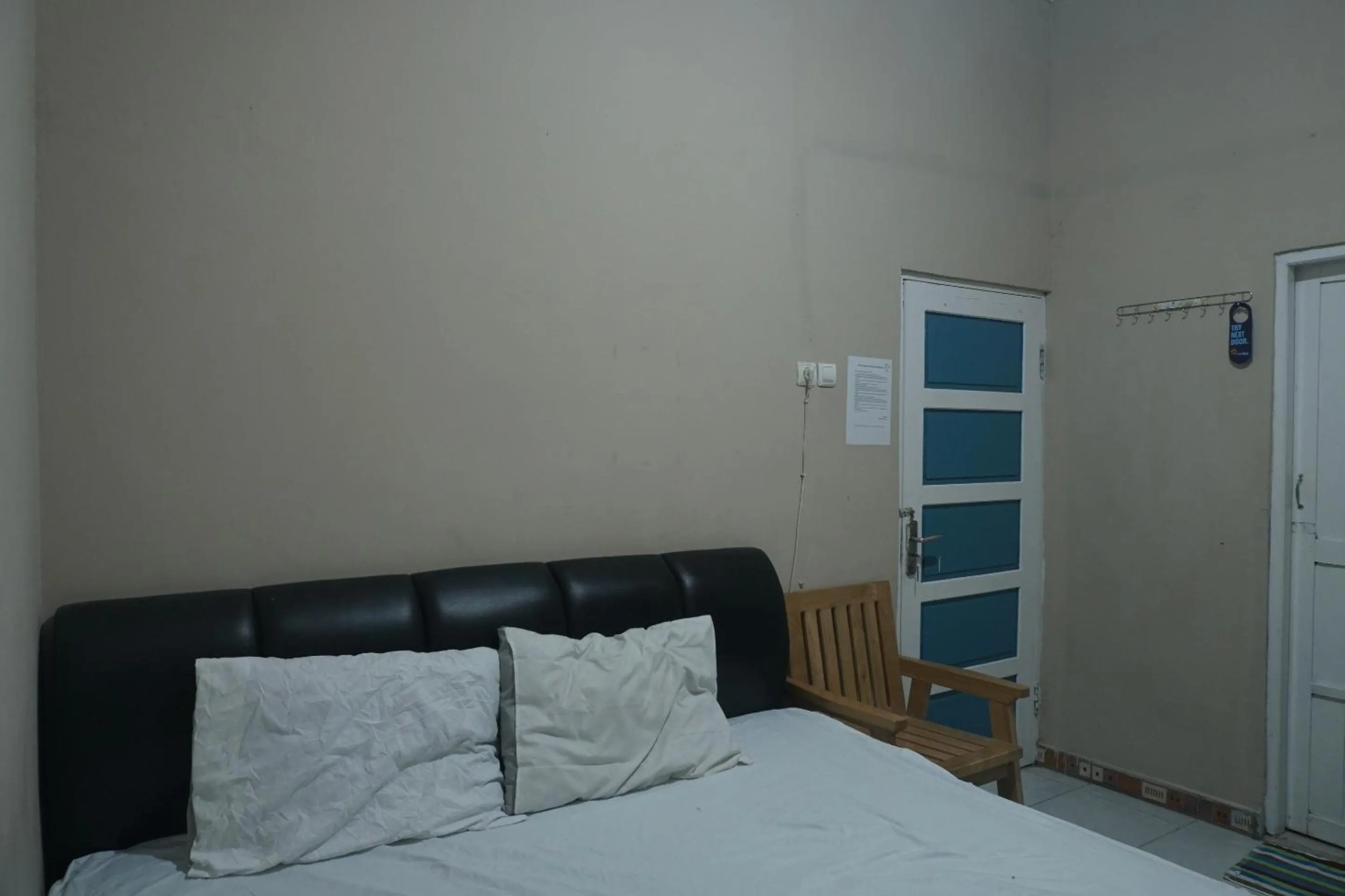 Bedroom, Bed in Hotel O Gr Kost Kaladan