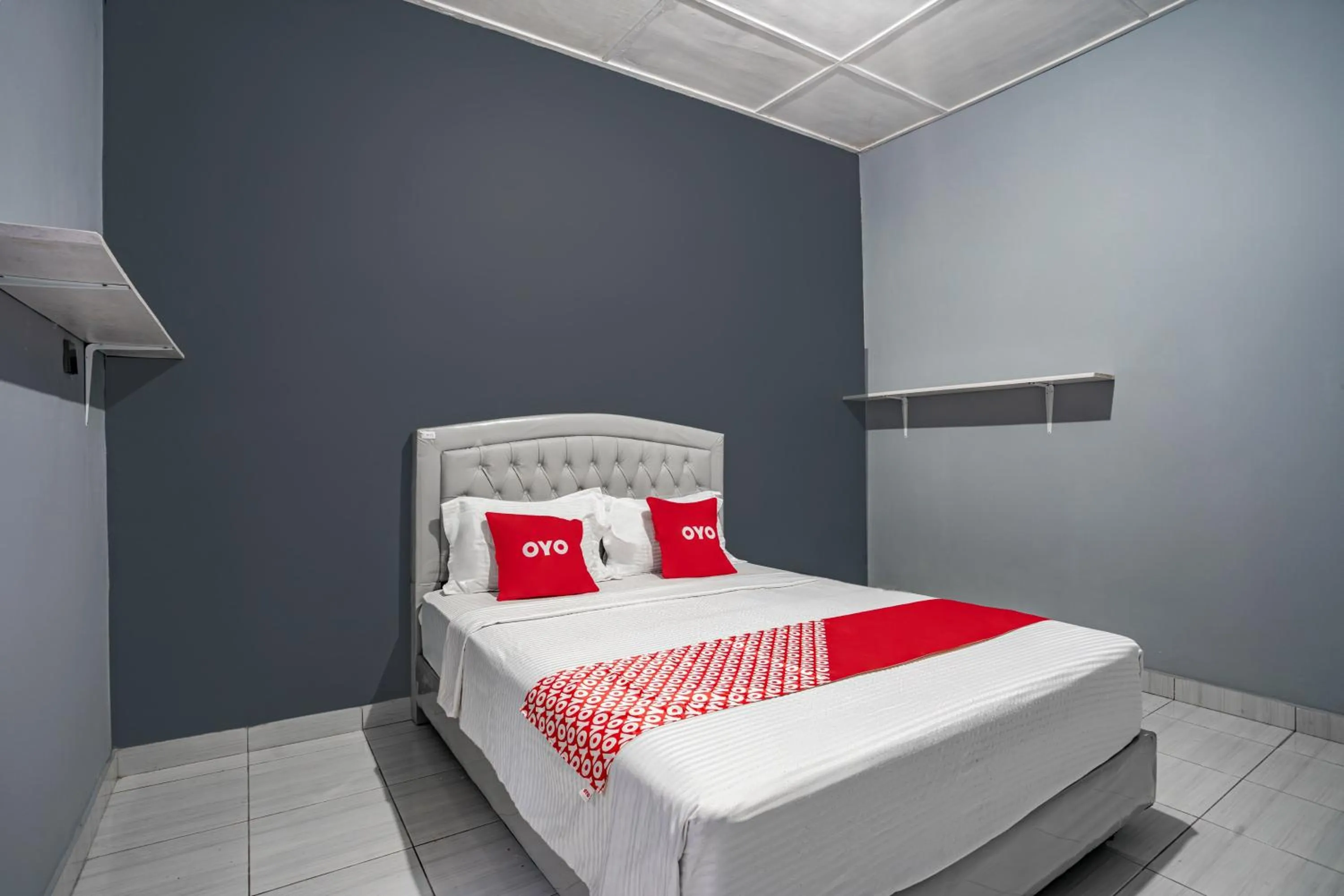 Bedroom in SUPER OYO Gandaria Guest House Near Masjid Raya Sumatera Barat