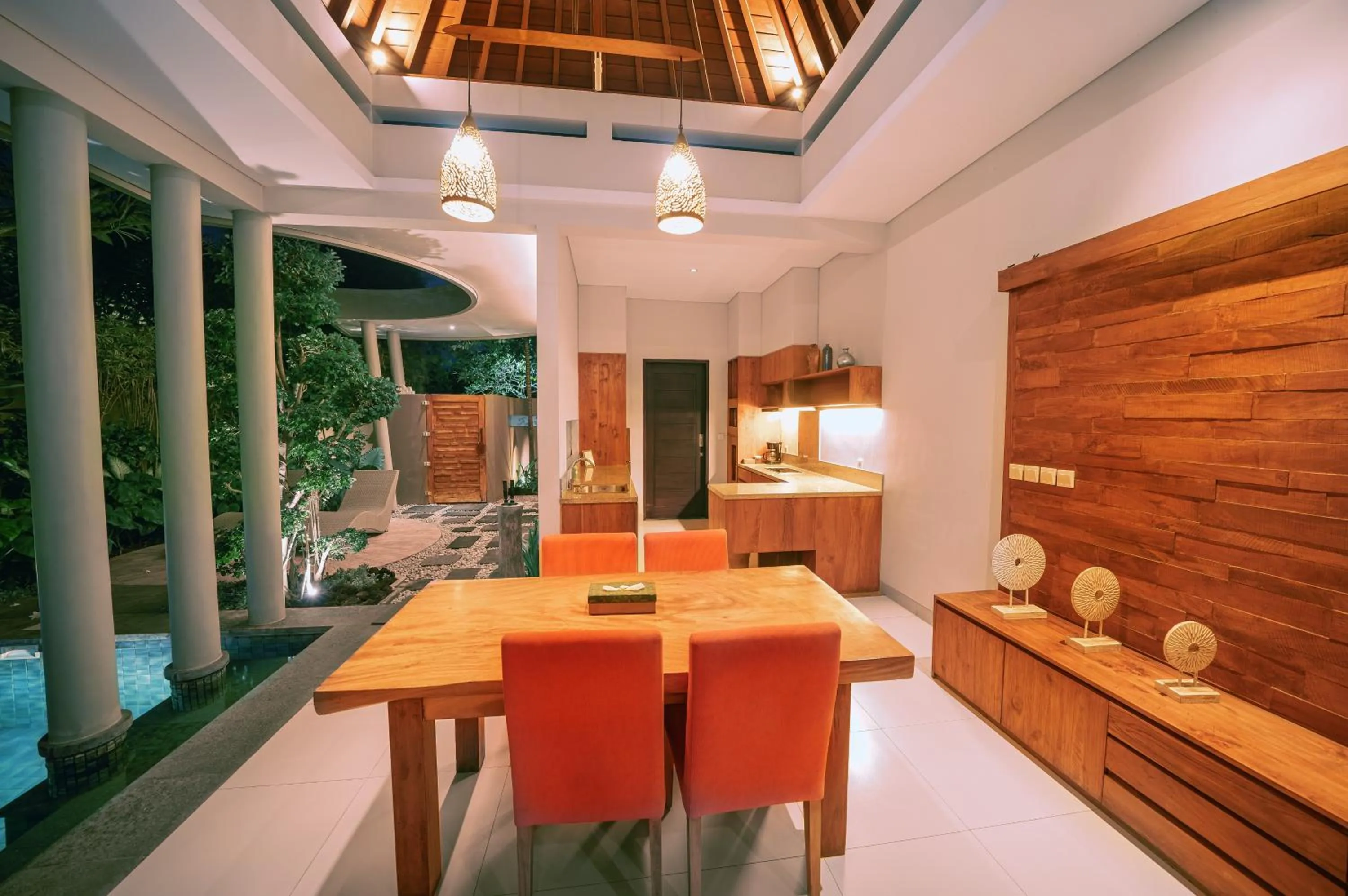 Dining area in The Kasih Villas & Spa
