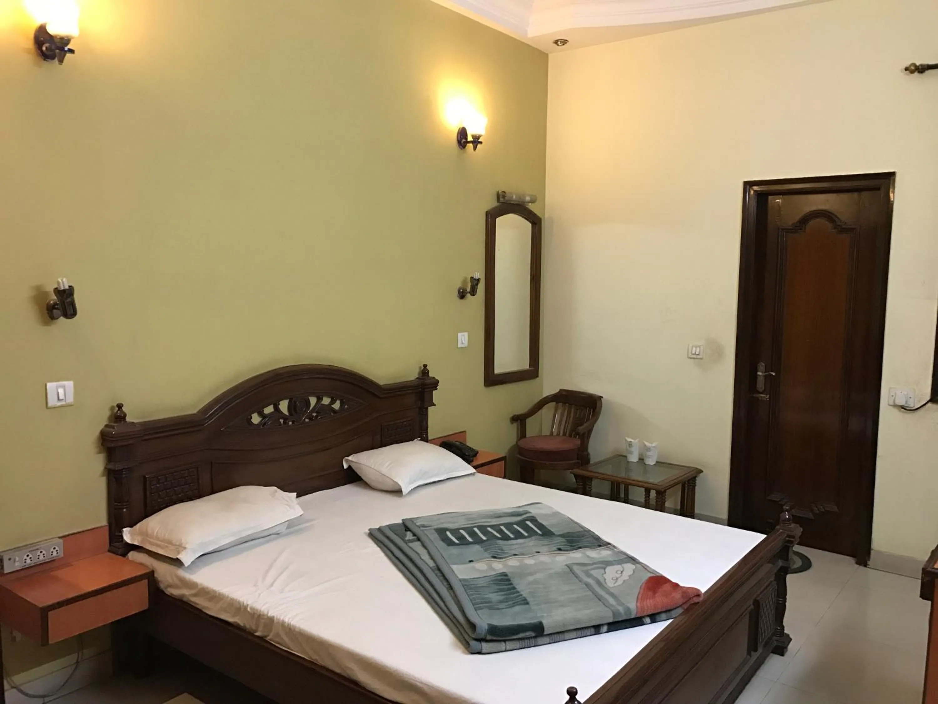 Photo of the whole room, Bed in Hotel D R International