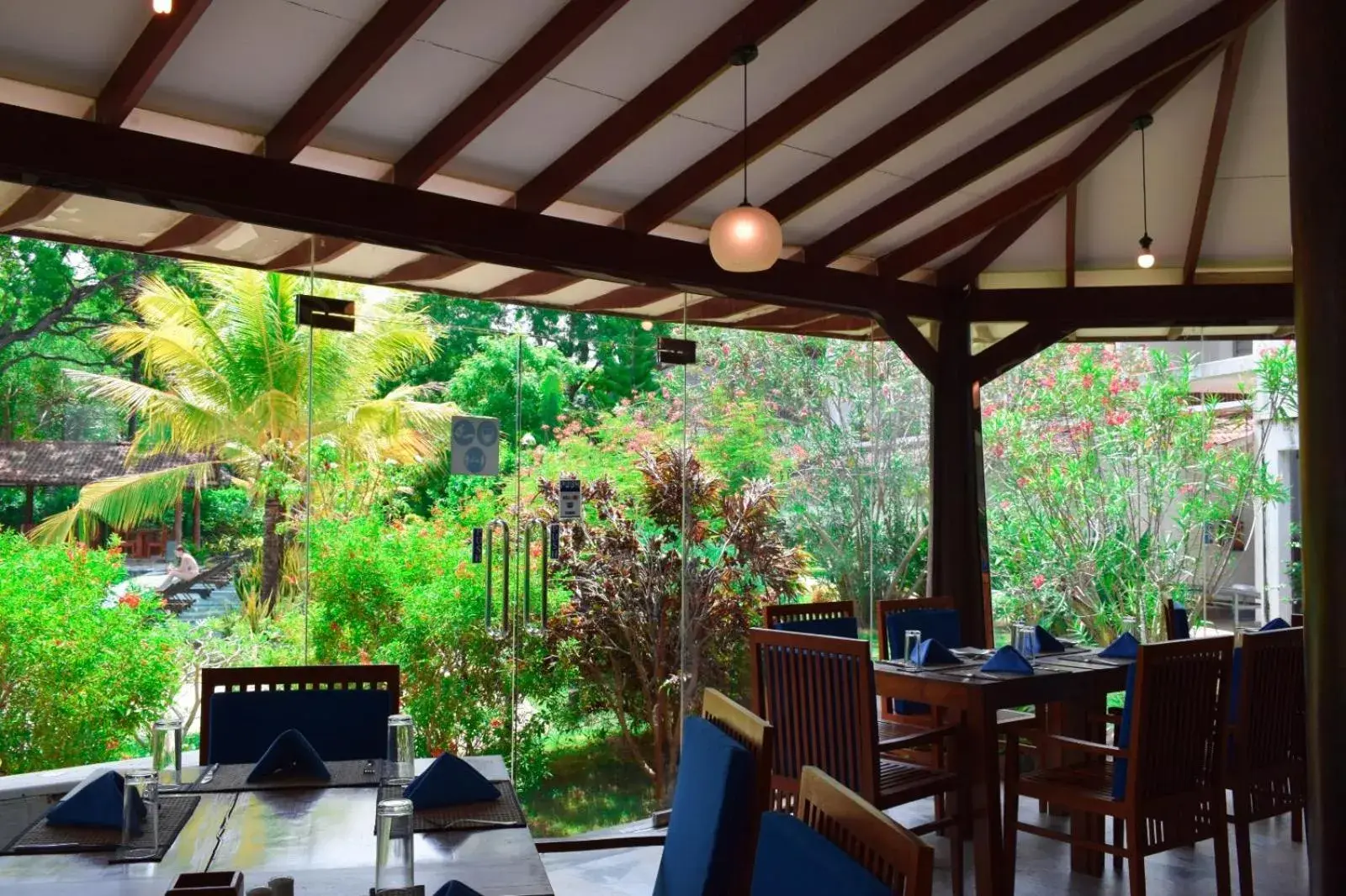 Restaurant/places to eat in Anantamaa Hotel Restaurant/places to eat in Anantamaa Hotel