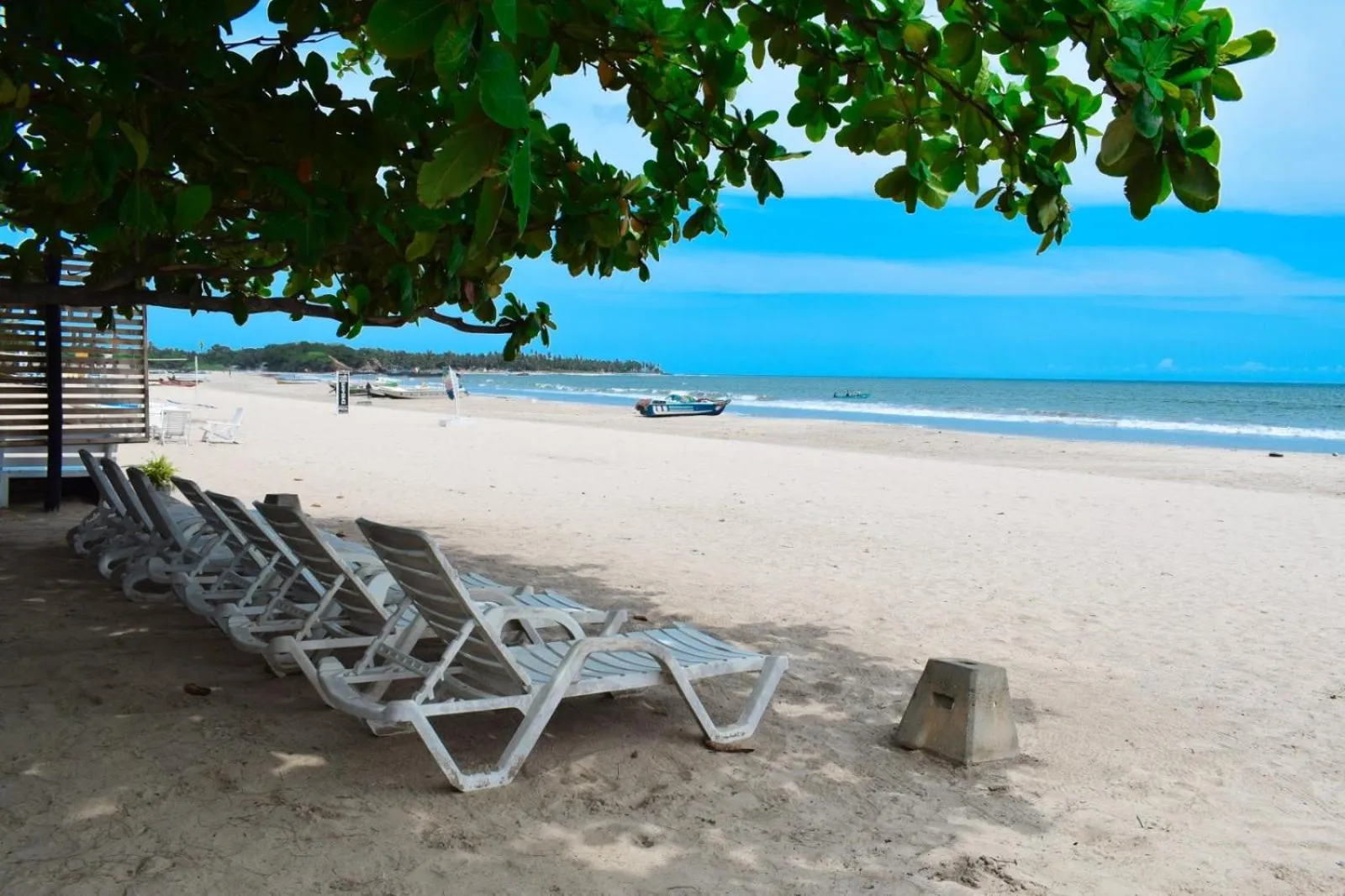 Beach in Anantamaa Hotel