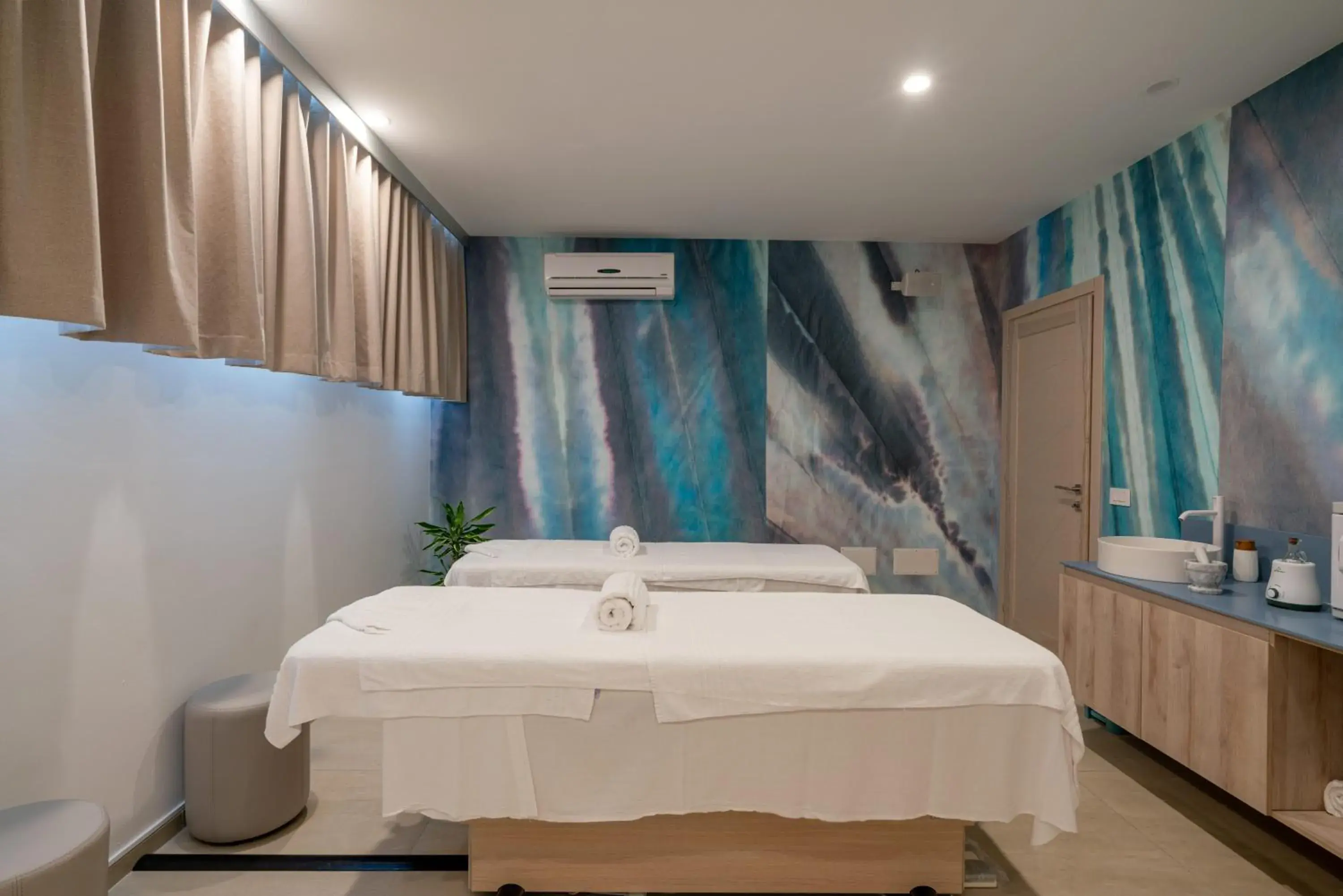 Massage, Bed in Margaida Boutique Hotel & SPA Massage, Bed in Margaida Boutique Hotel & SPA