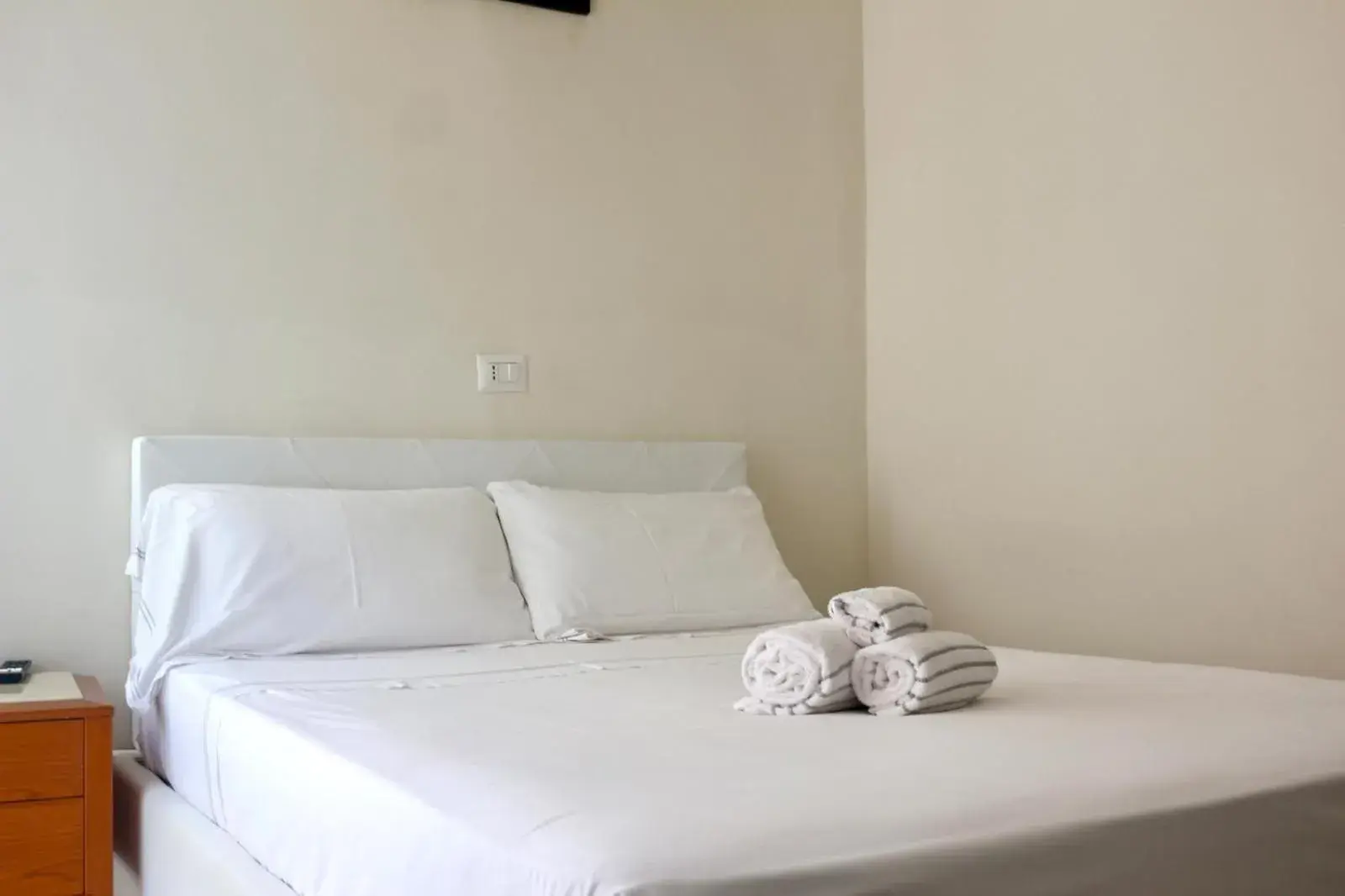 Bed in Hotel Domus Rome Bed in Hotel Domus Rome