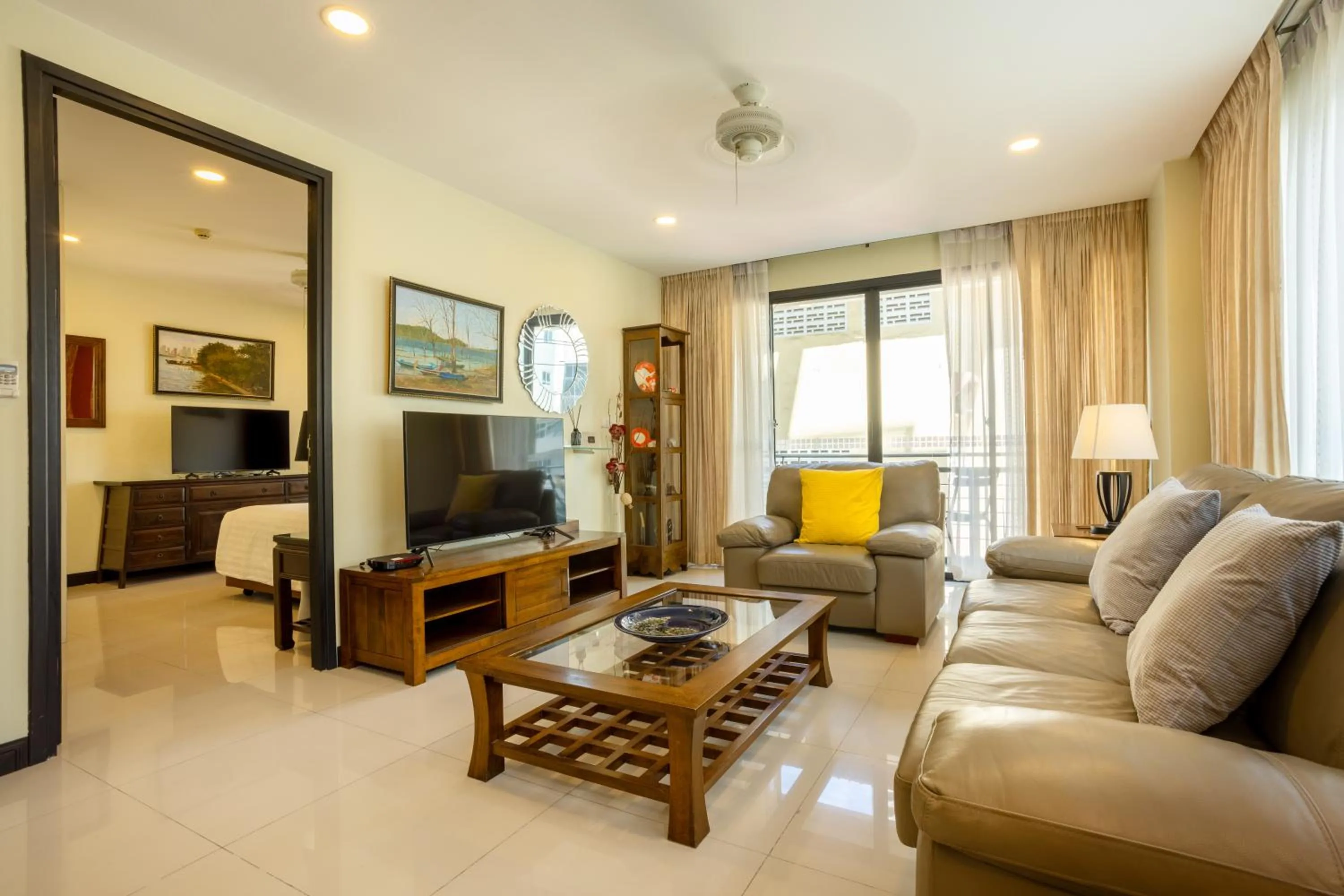 Communal lounge/ TV room in Citismart Luxury Apartments