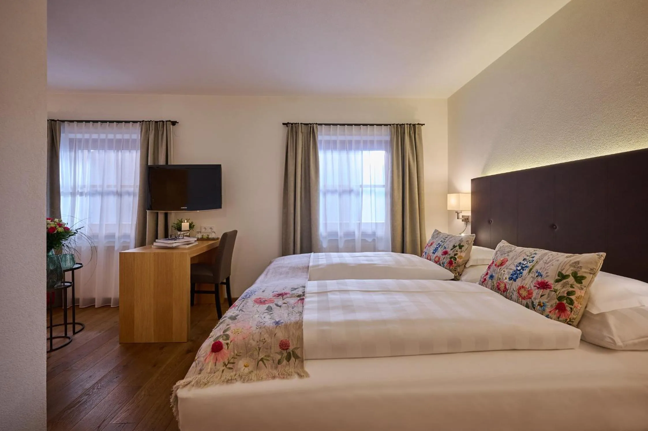 Bed in Hotel Garni Schneider