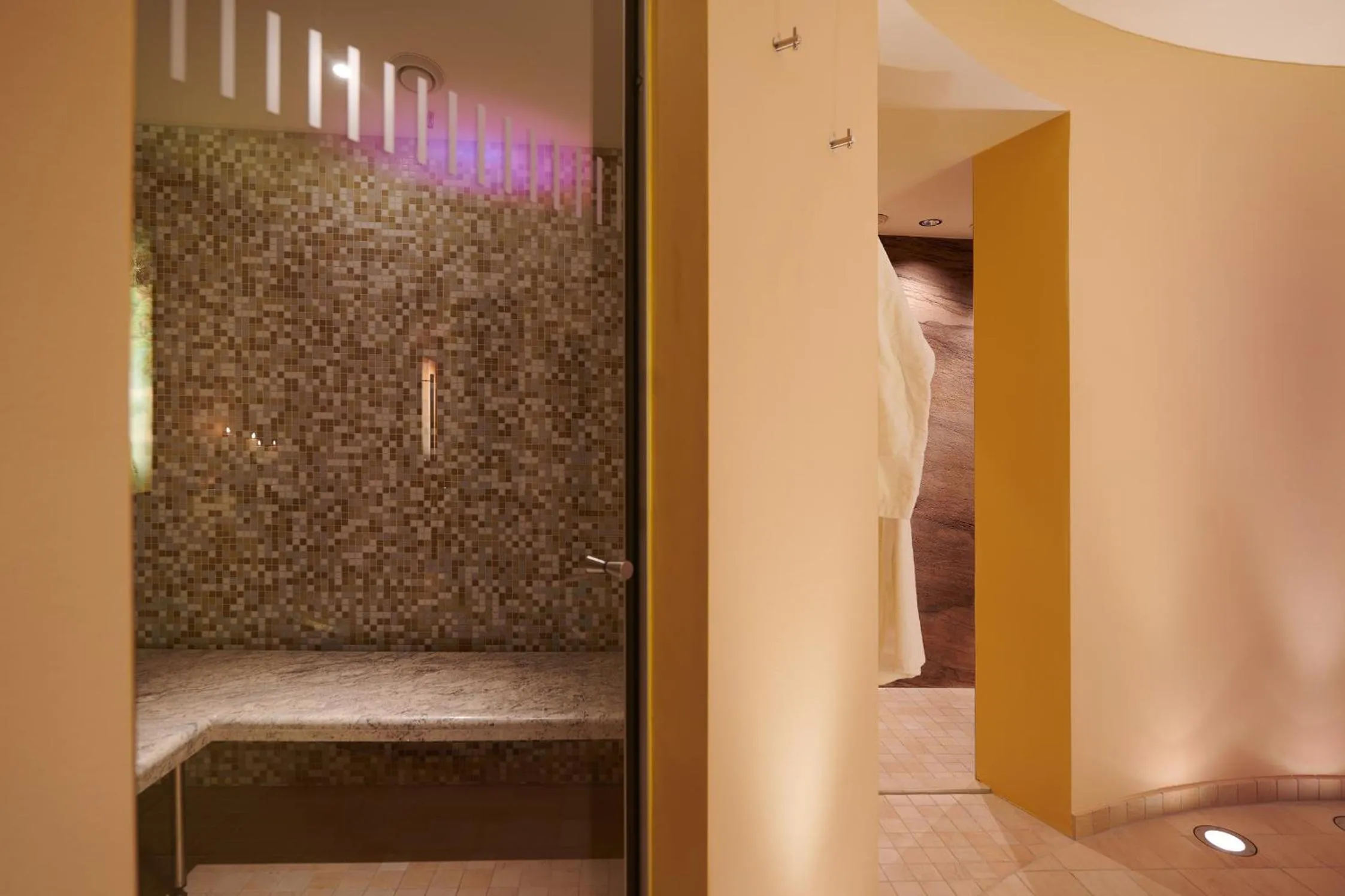 Steam room in Hotel Garni Schneider