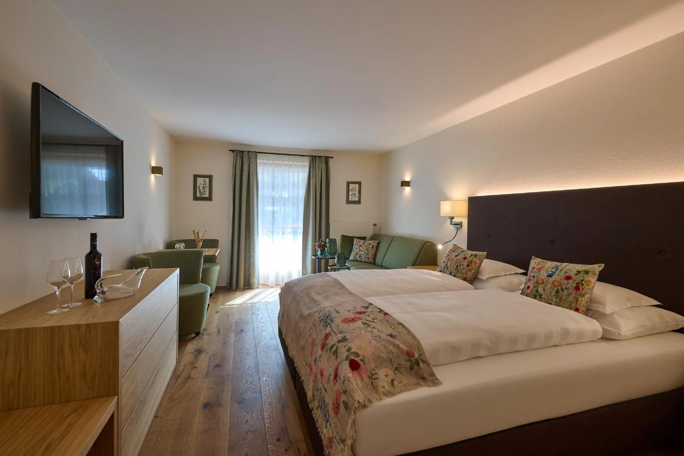 Bed in Hotel Garni Schneider