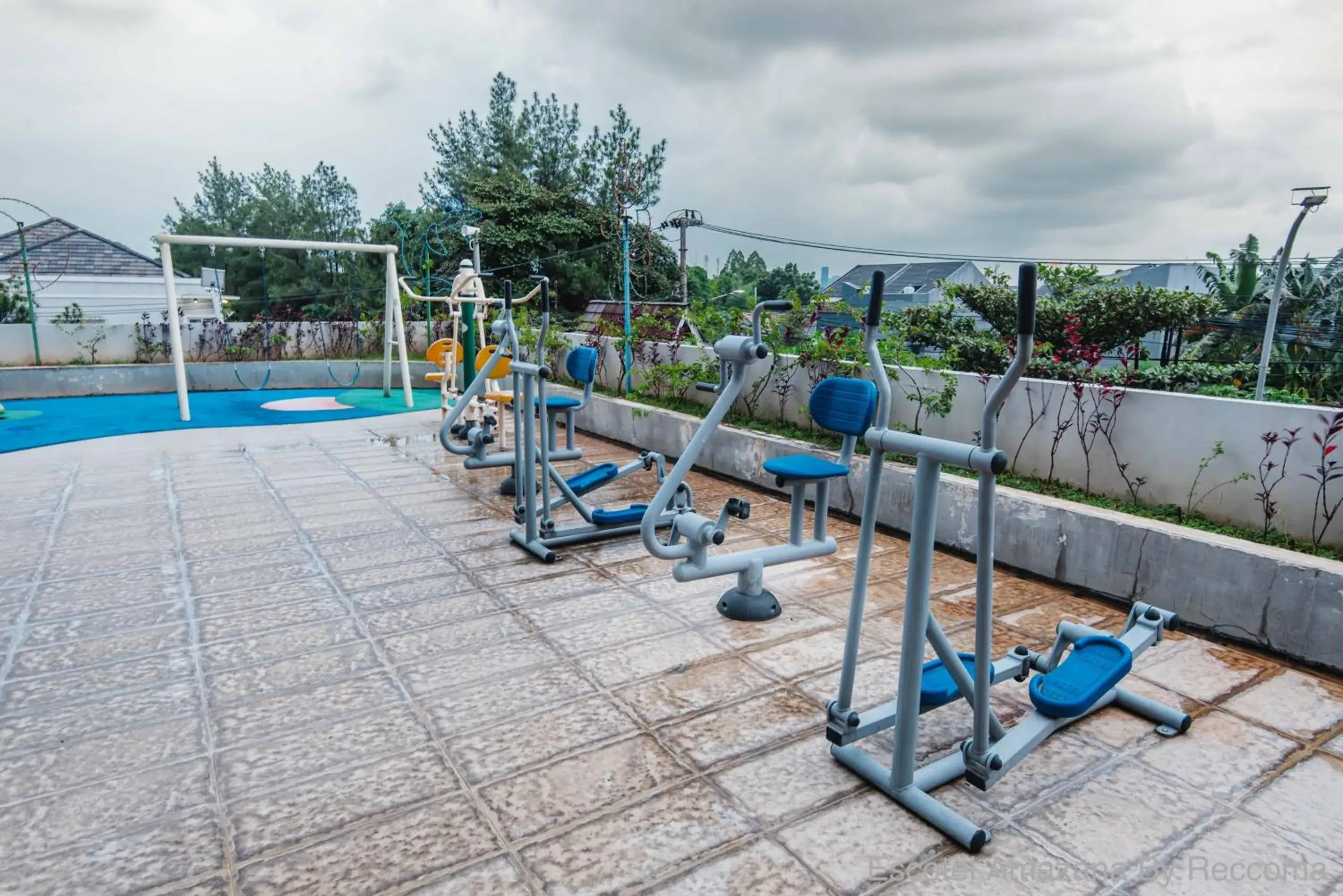 Fitness centre/facilities in Escotel Amazana By Reccoma Fitness centre/facilities in Escotel Amazana By Reccoma