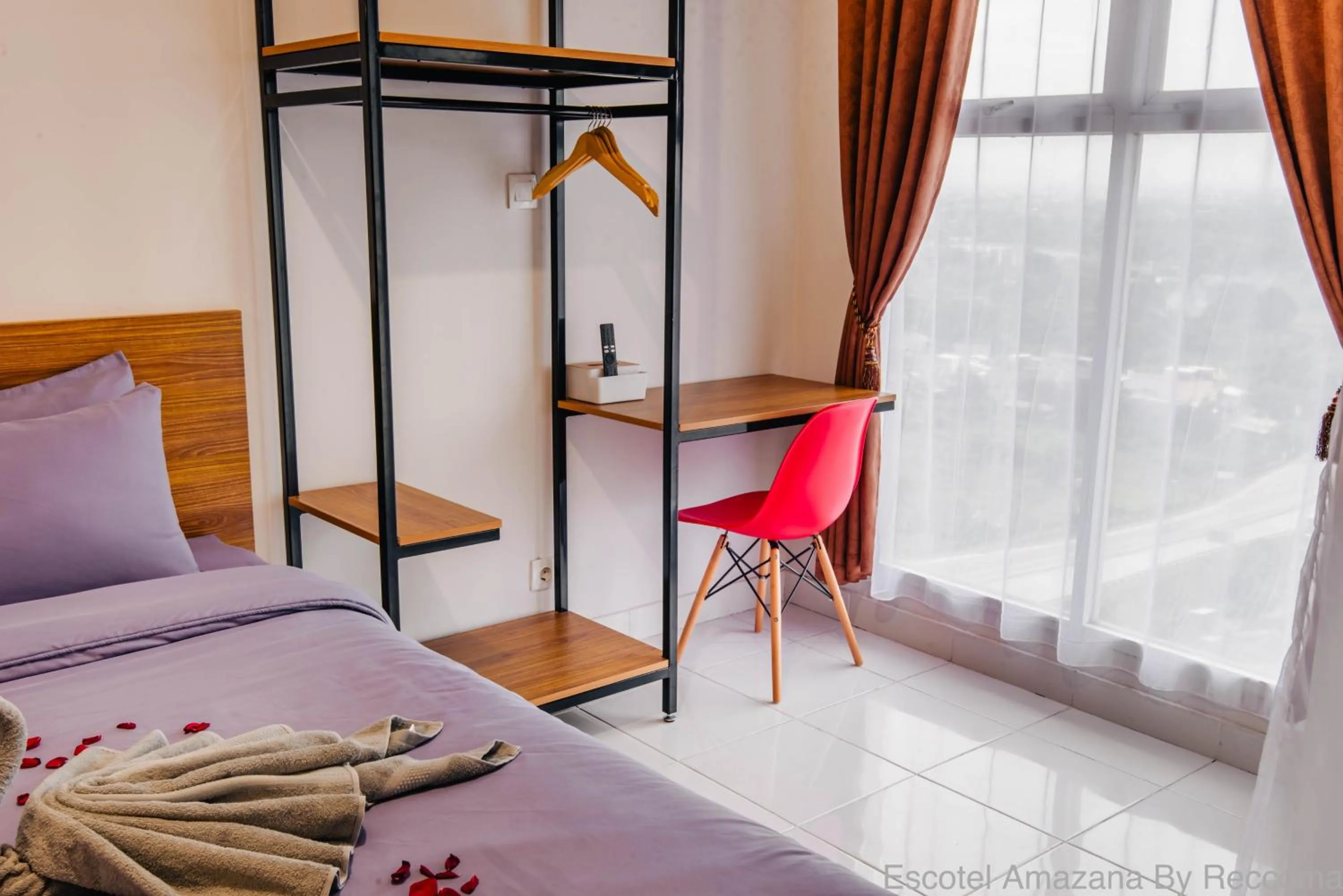 Bedroom, Bed in Escotel Amazana By Reccoma