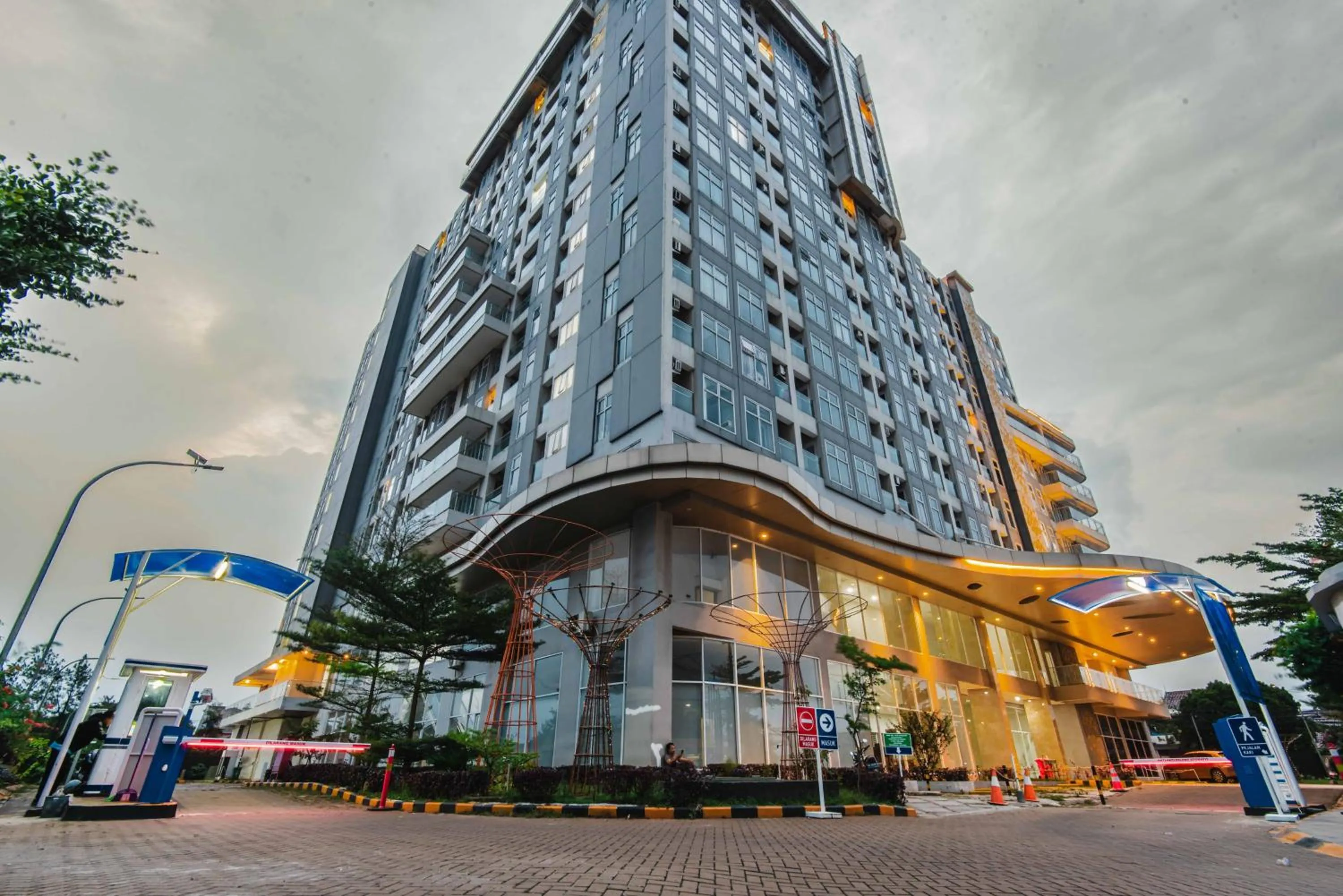 Property building in Escotel Amazana By Reccoma