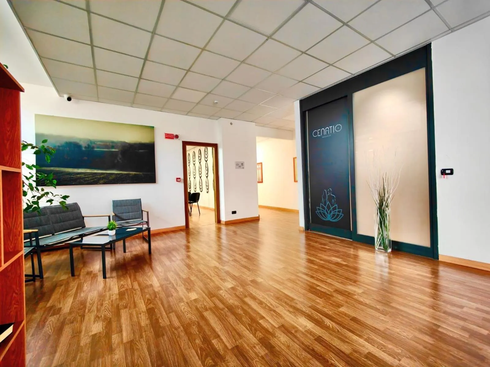 Facade/entrance in HA Hotel