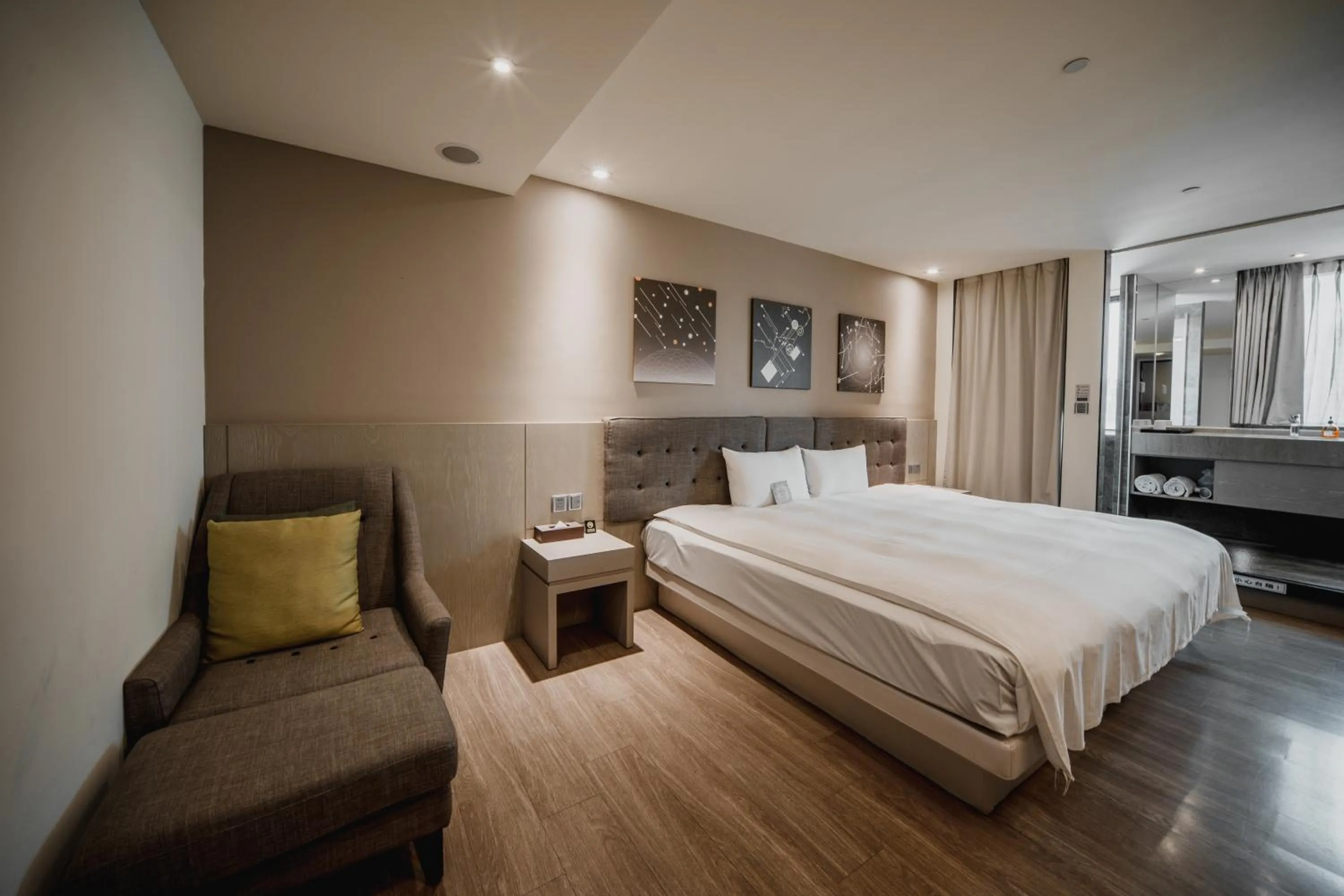 Bedroom, Bed in Hub Hotel Kaohsiung Yawan Branch
