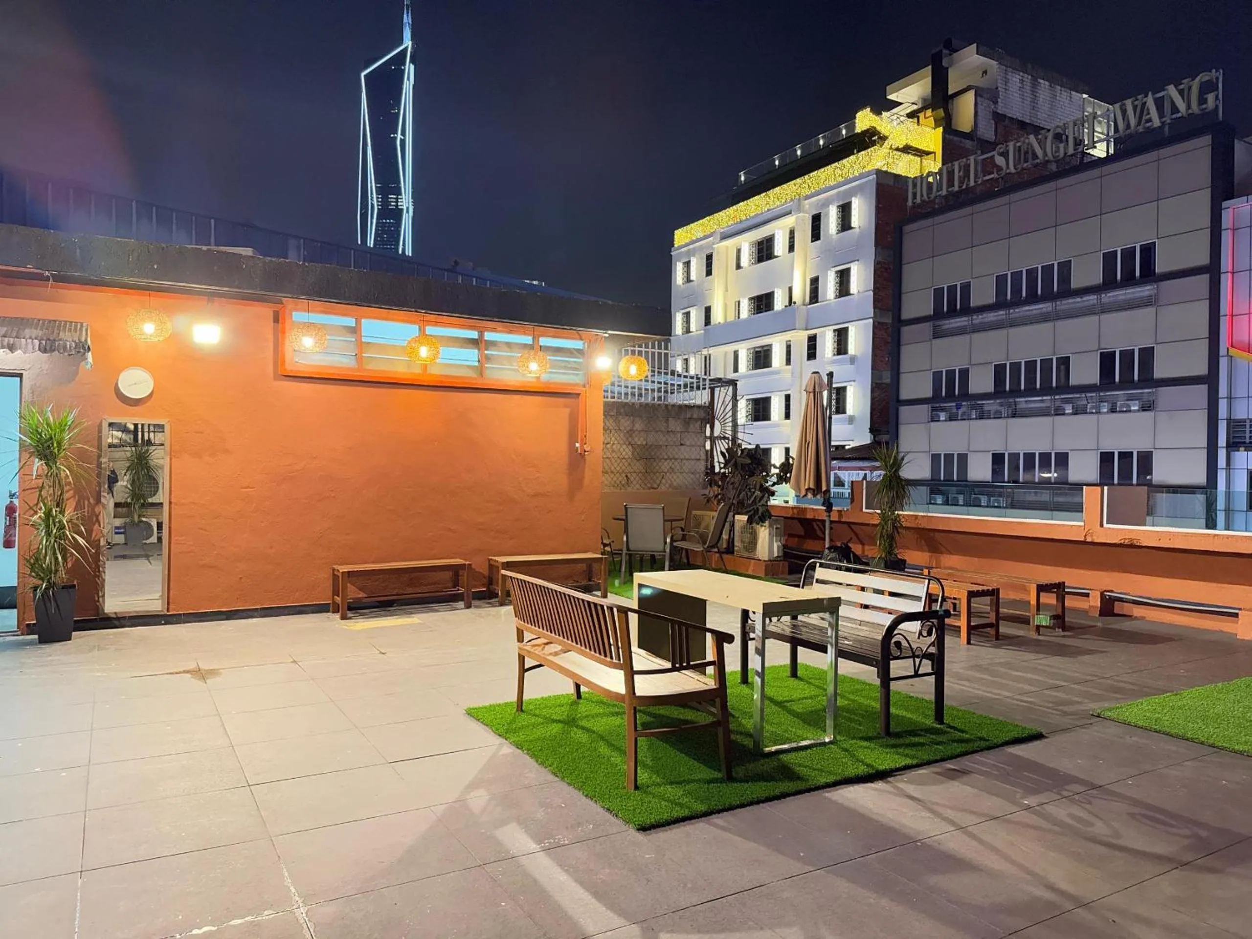 Garden in StarQ Hotel Bukit Bintang