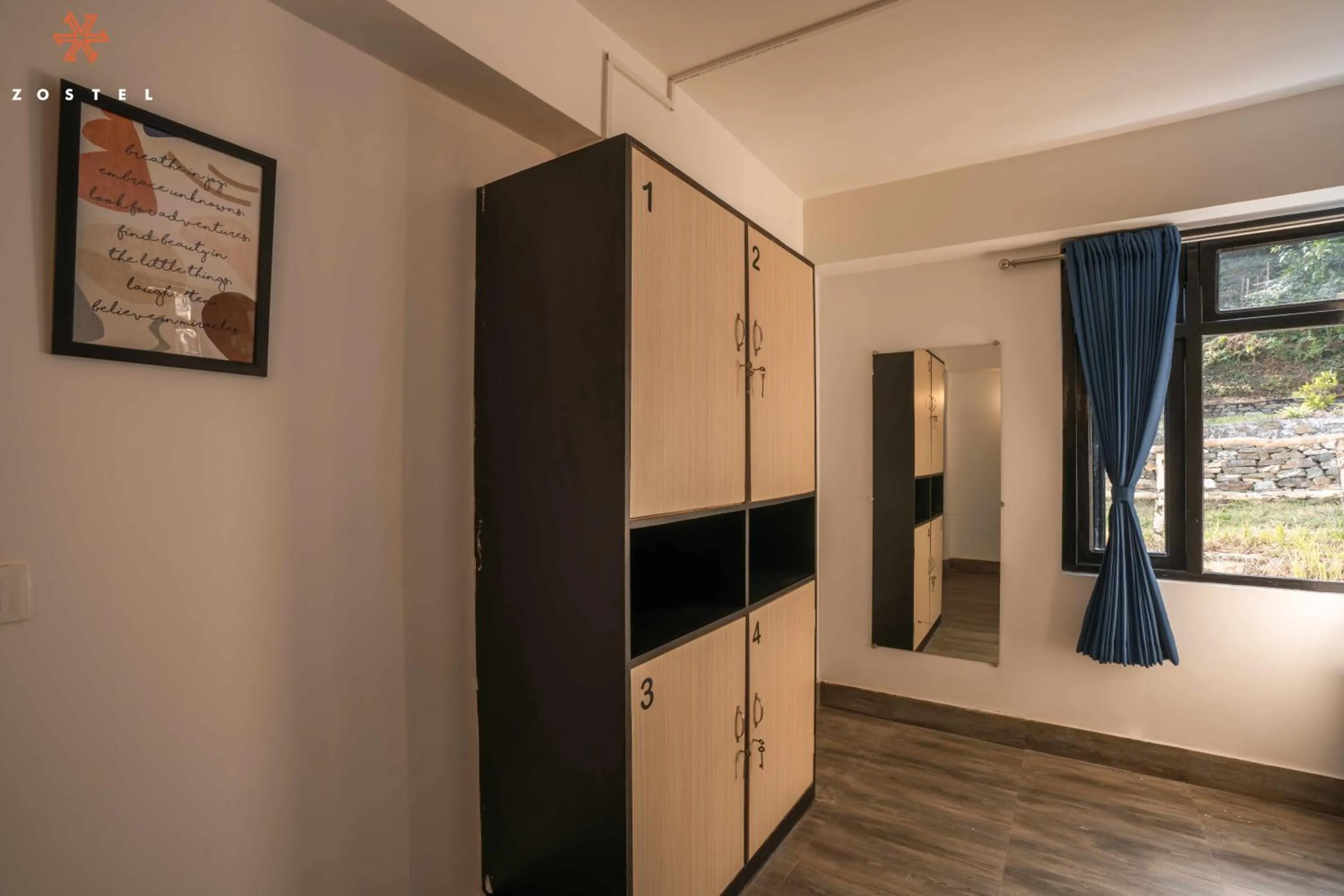 bunk bed in Zostel Rinchenpong (Pelling)