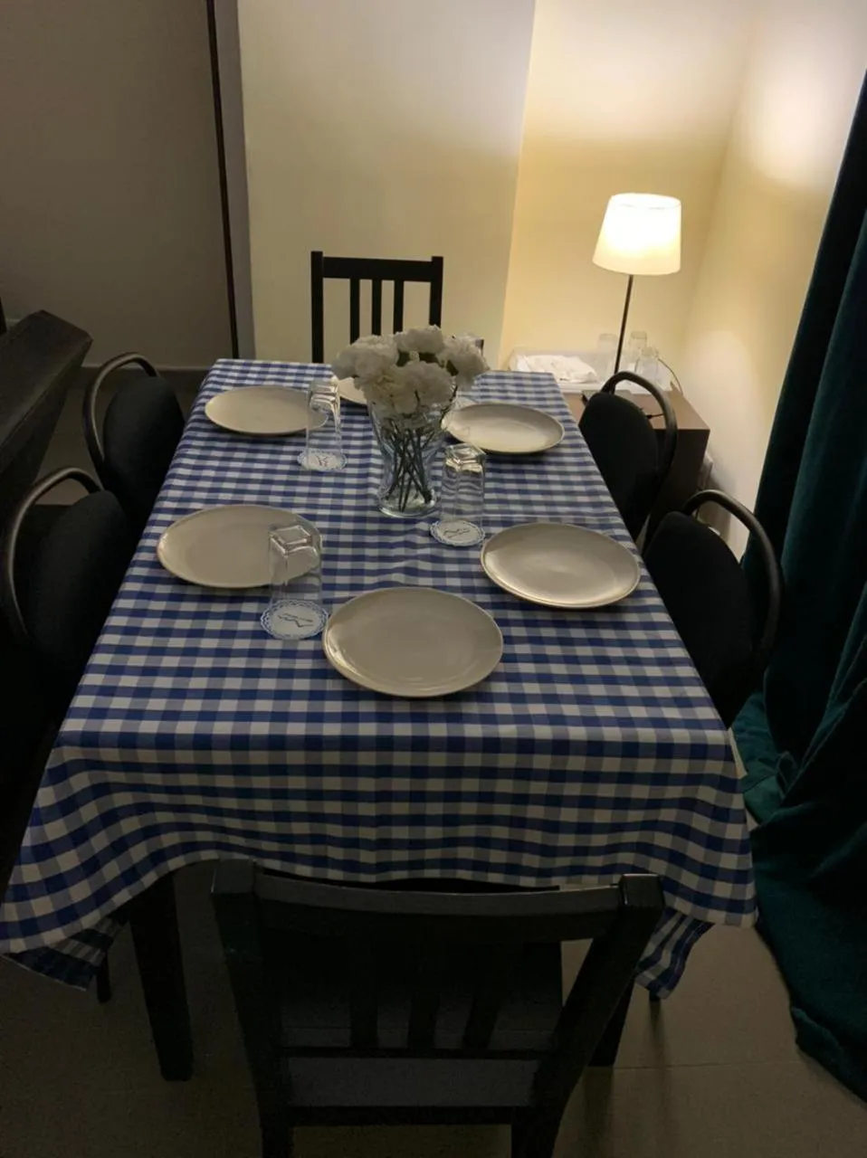 Dining area in Sakan 275