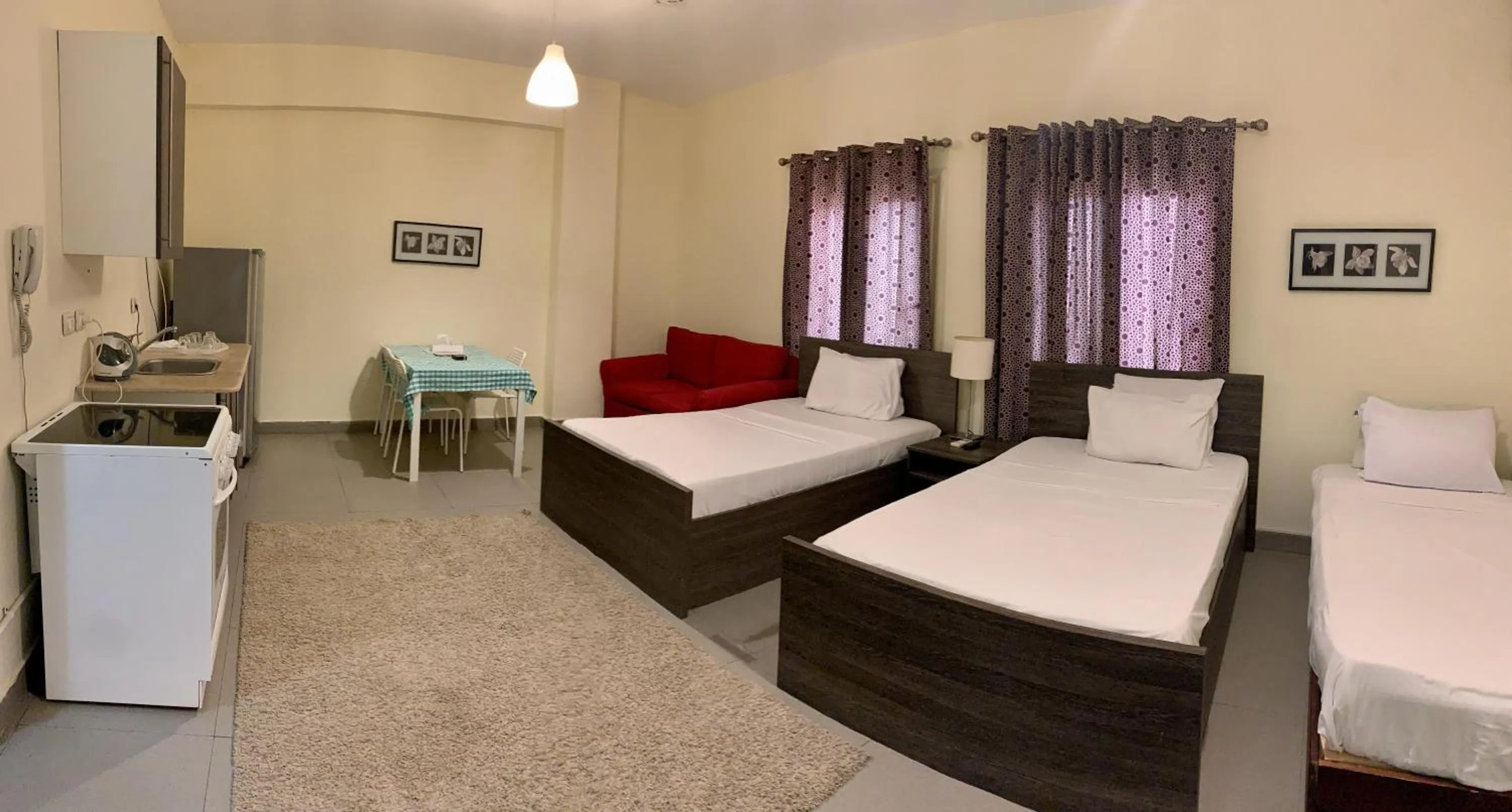 Photo of the whole room, Bed in Sakan 275