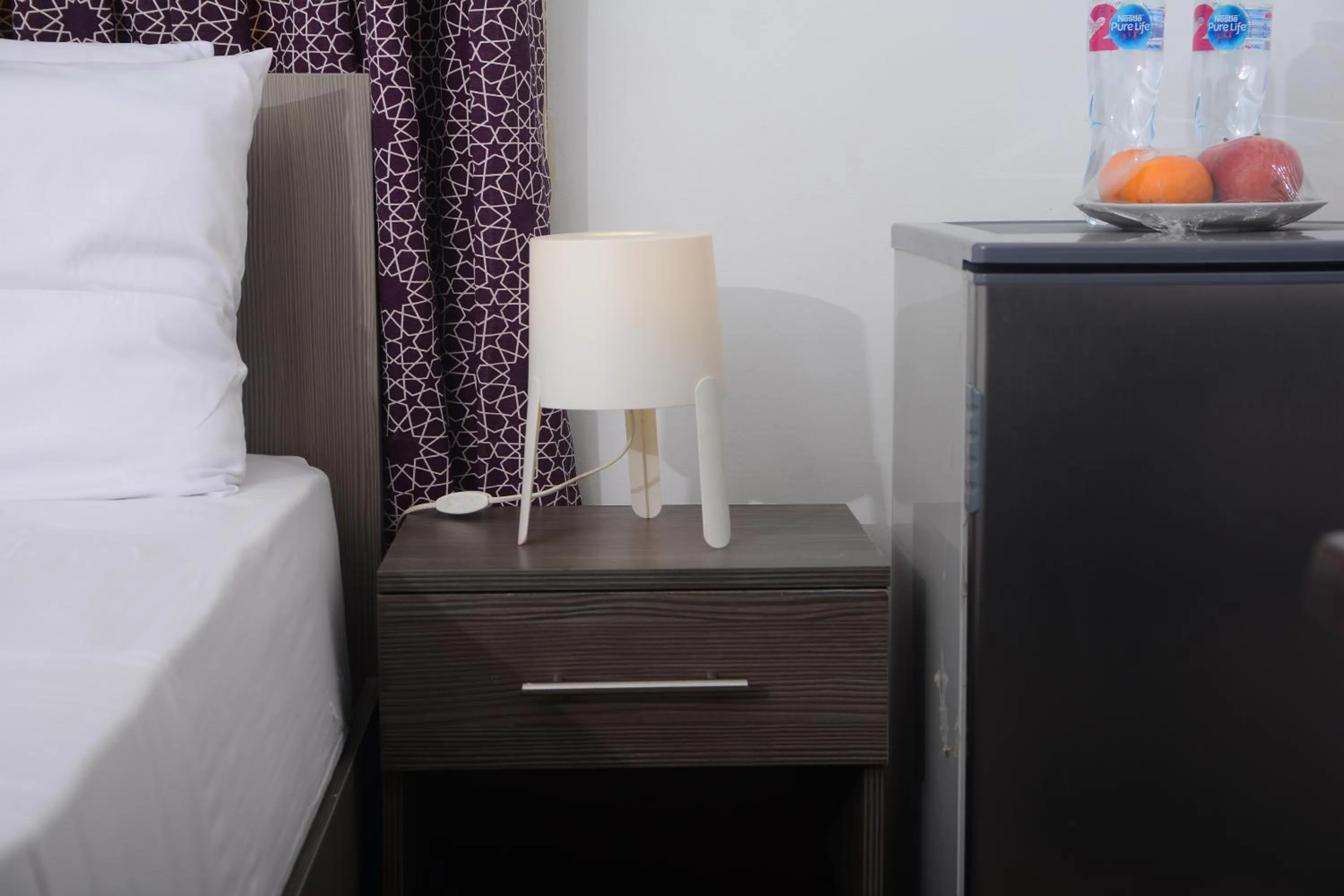 Photo of the whole room, Bed in Sakan 275