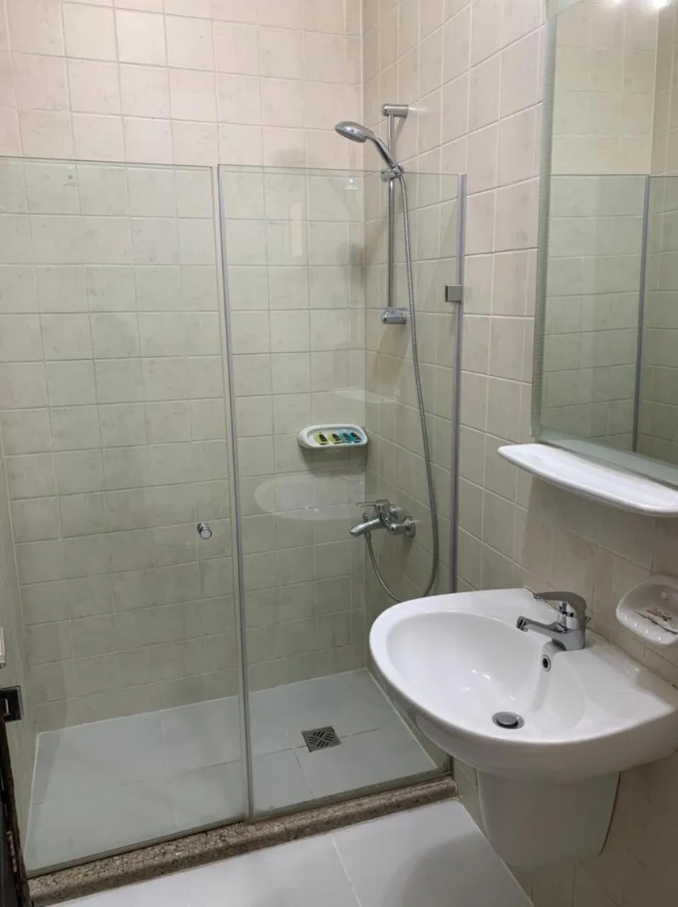 Bathroom in Sakan 275