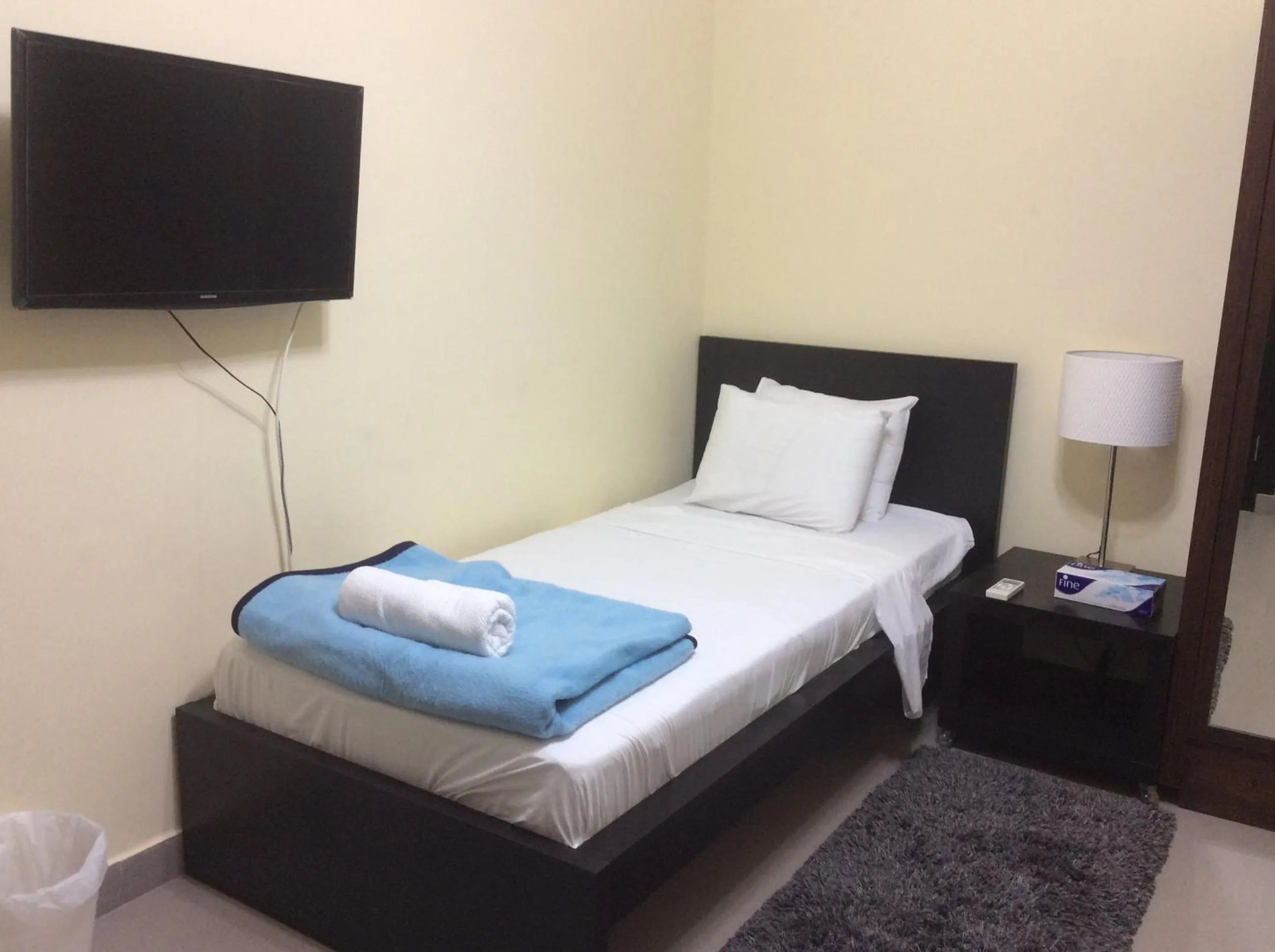 Bed in Sakan 275
