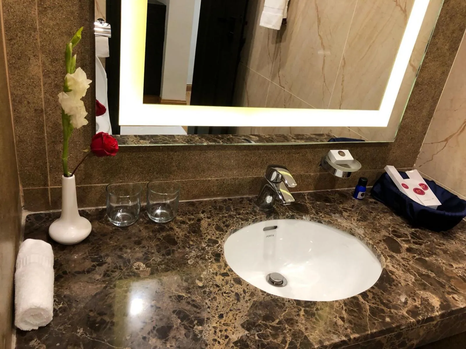 Bathroom in RT Grace Royal Taj Hotel Sukkur