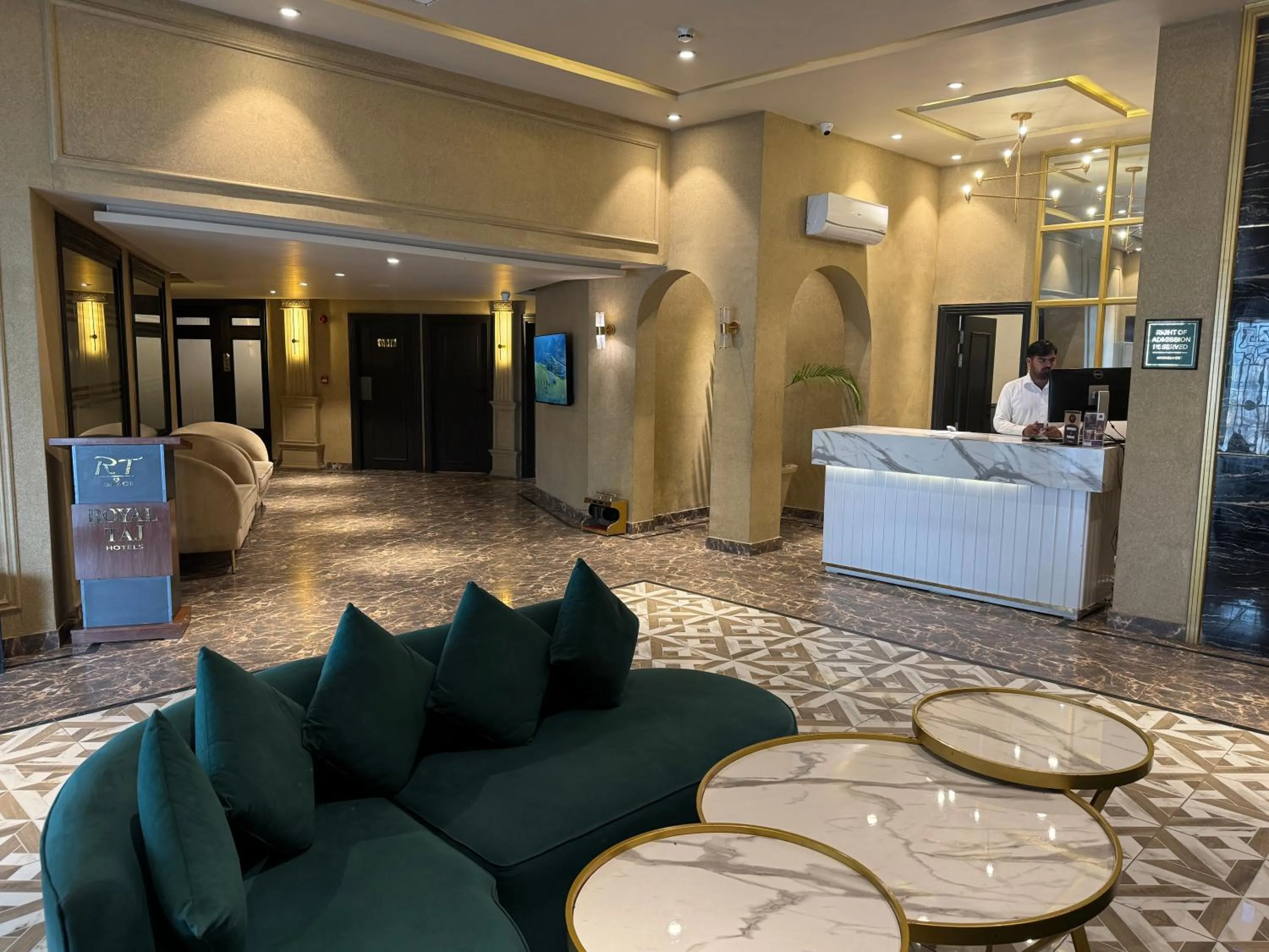 Lobby or reception in RT Grace Royal Taj Hotel Sukkur
