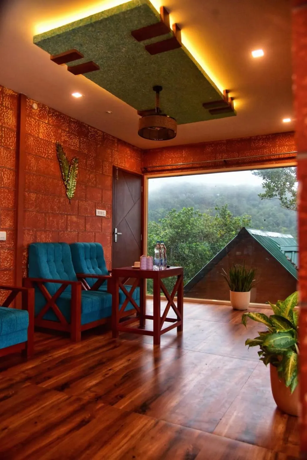 Living room in Vayalada View Point Resort