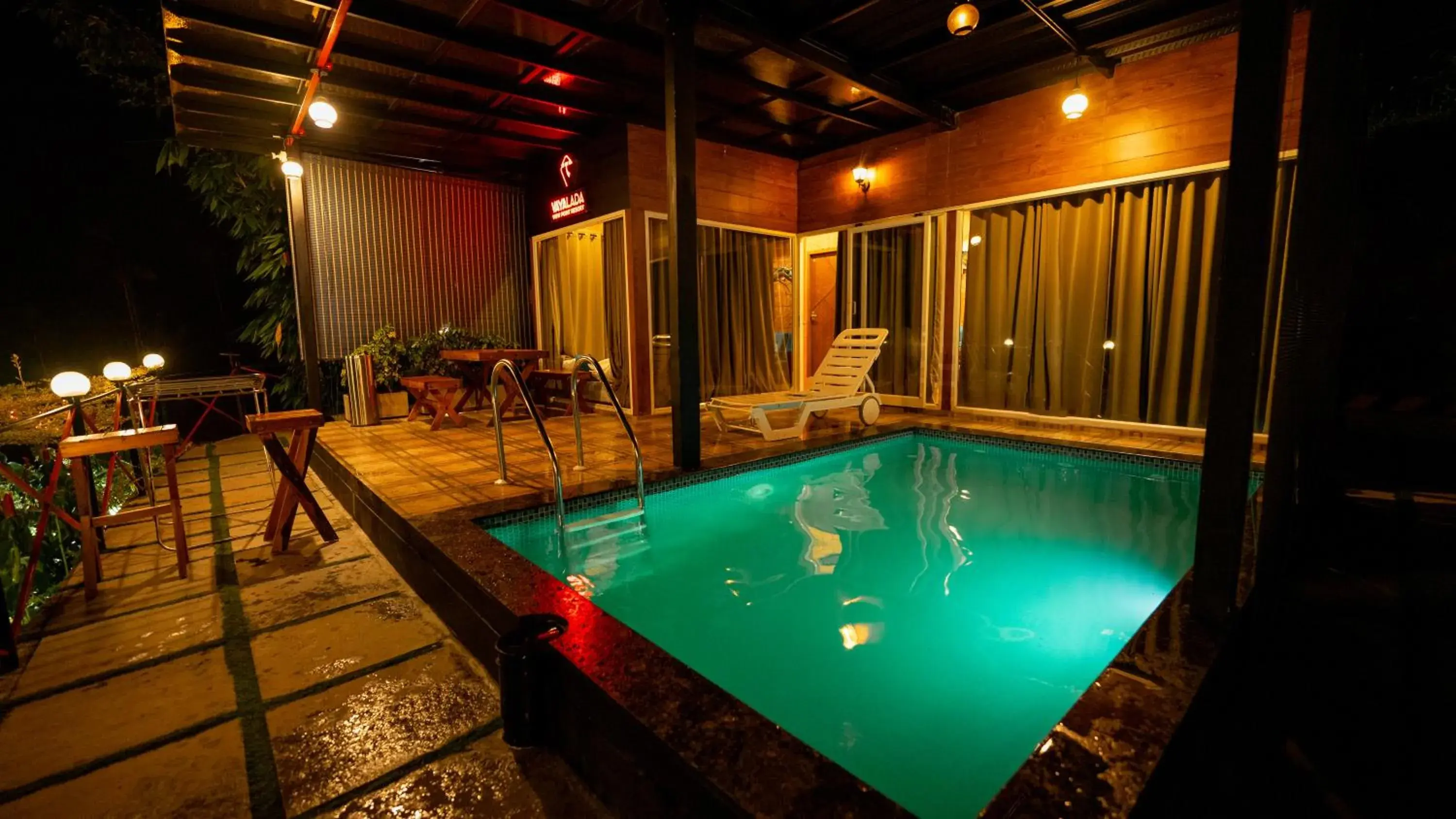 Swimming pool in Vayalada View Point Resort Swimming pool in Vayalada View Point Resort