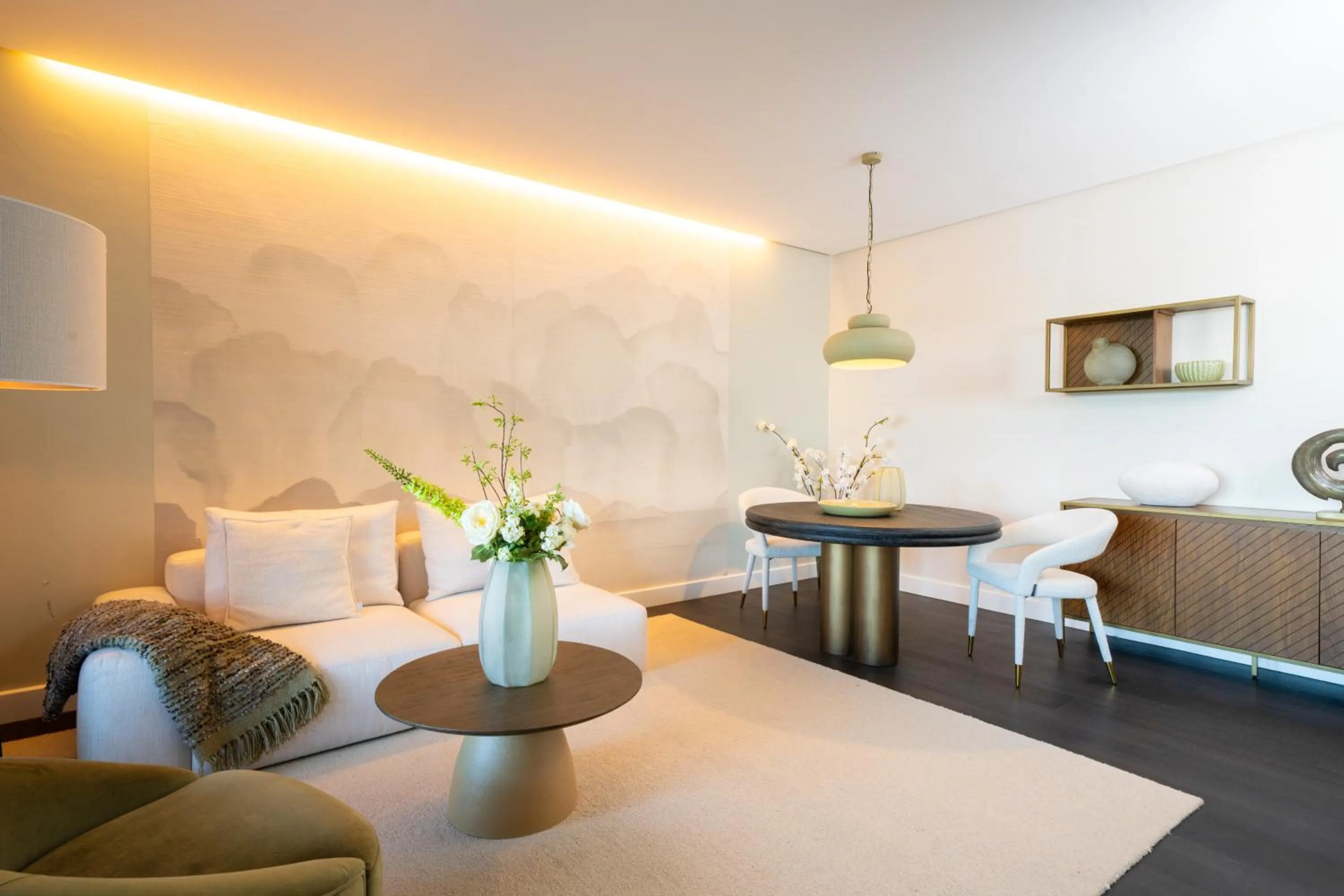 Living room, Bed in Van der Valk Naturresort Drewitz