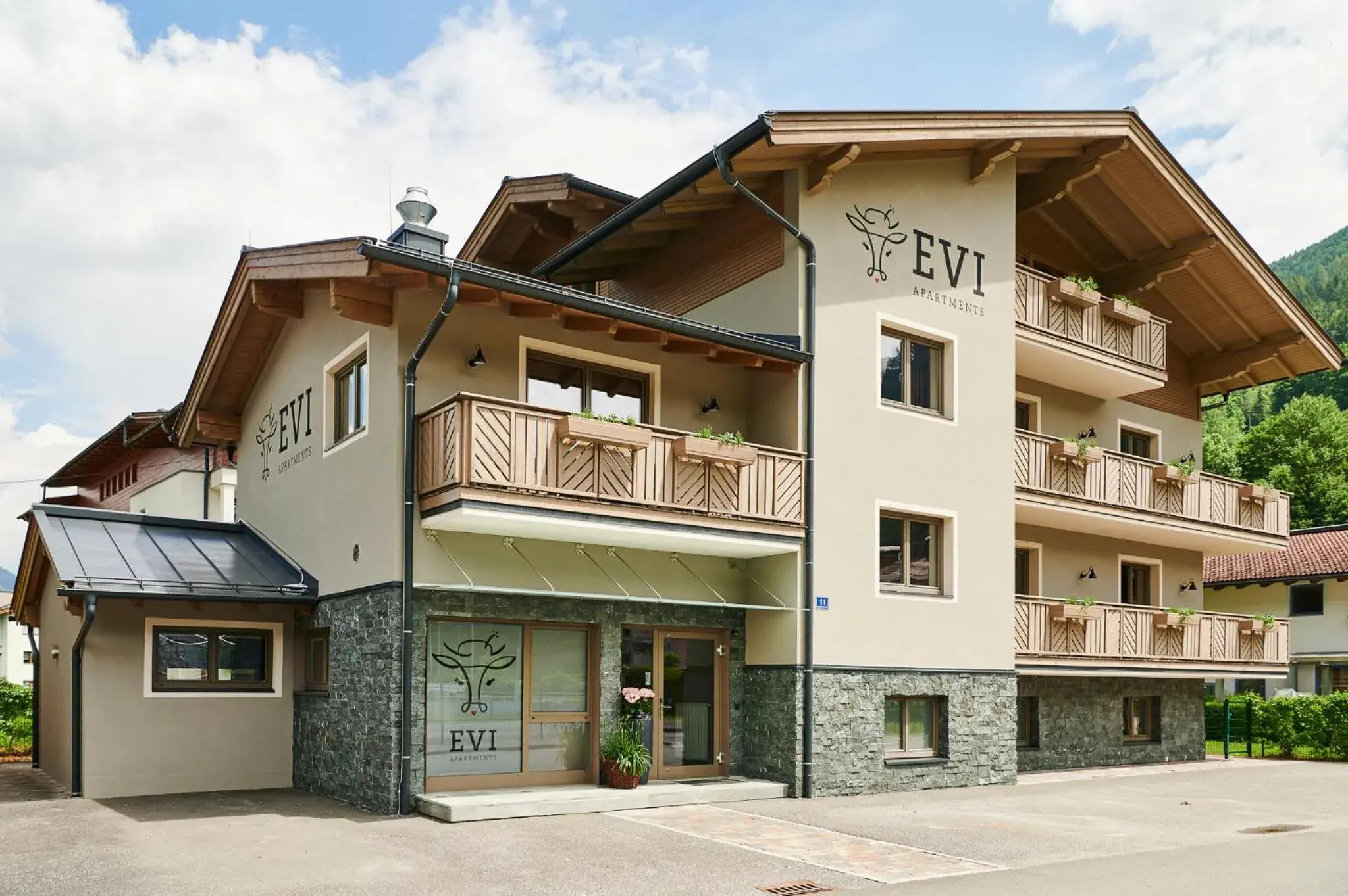EVI APARTMENTS via we rent EVI APARTMENTS via we rent