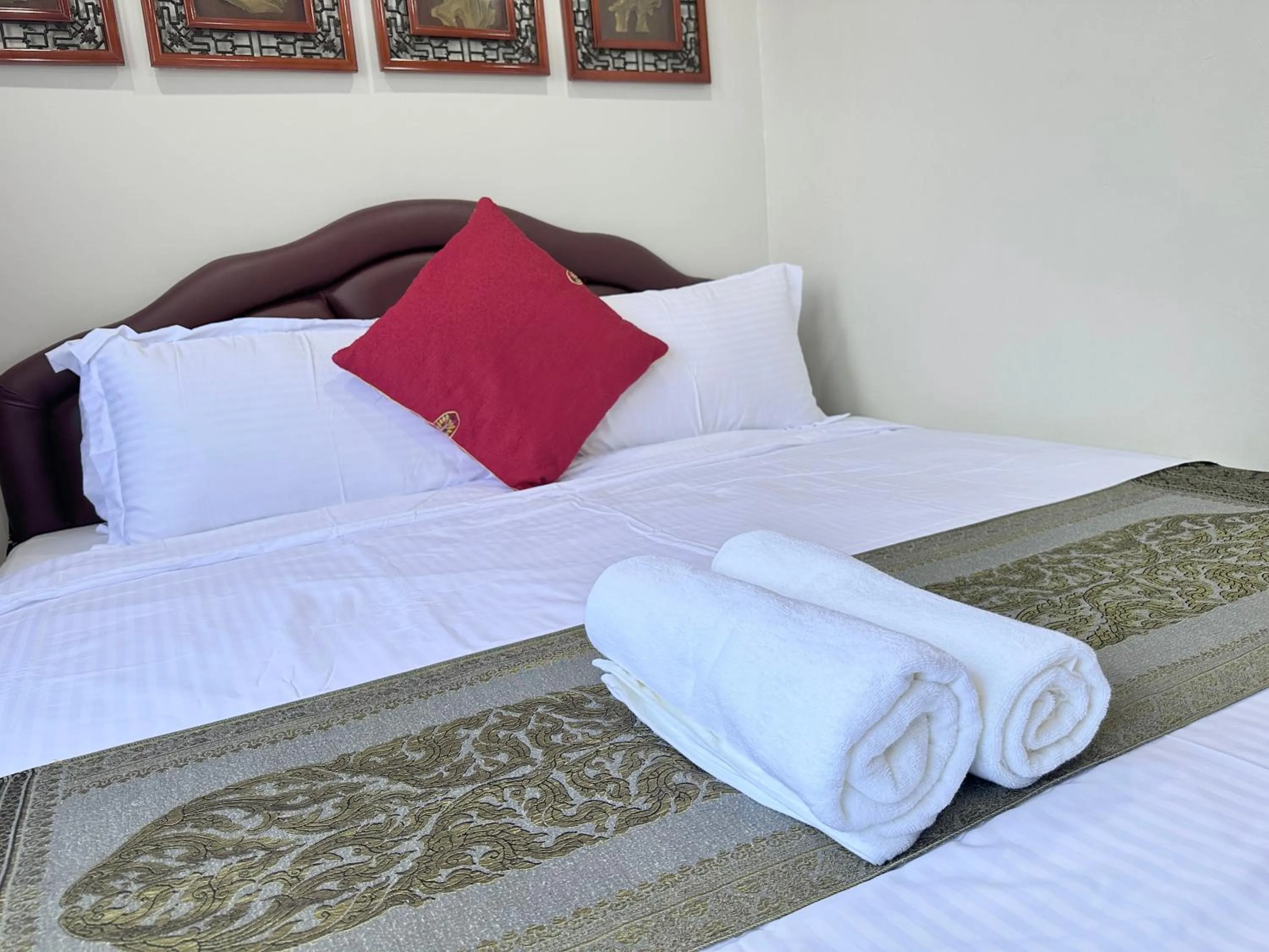 Bed in Longzhu Guesthouse