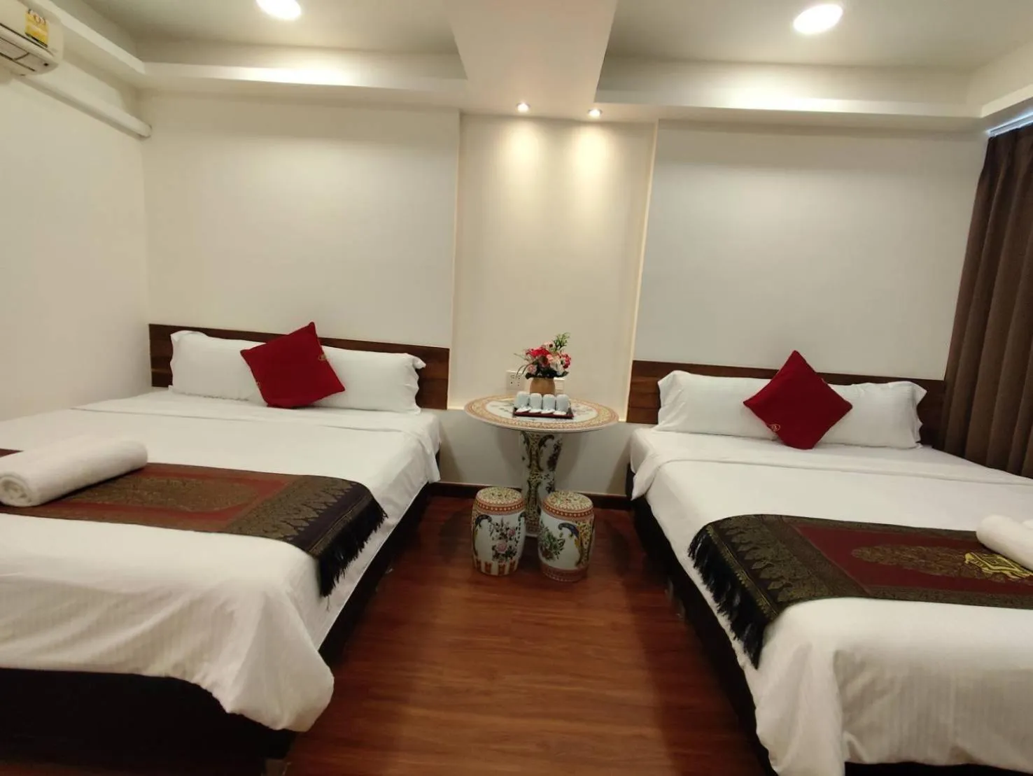 Bed in Longzhu Guesthouse