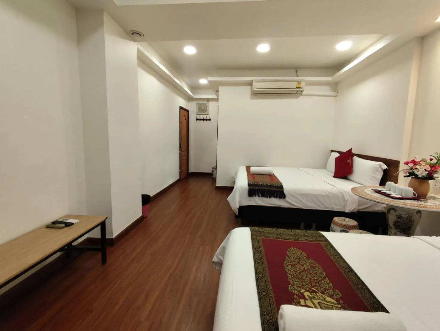 Bed in Longzhu Guesthouse