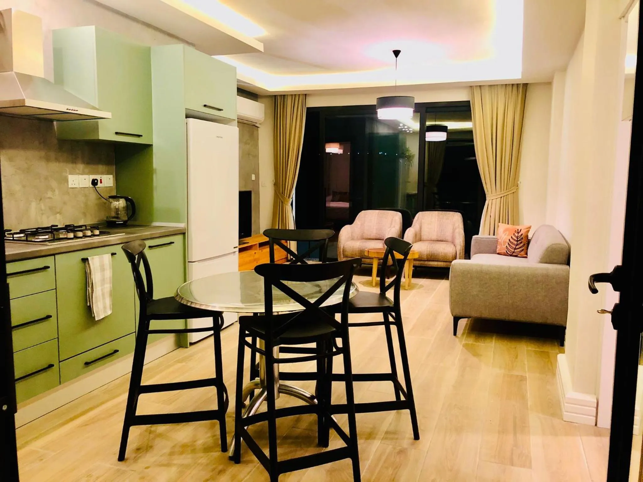 Kitchen or kitchenette in Bohemian Residence