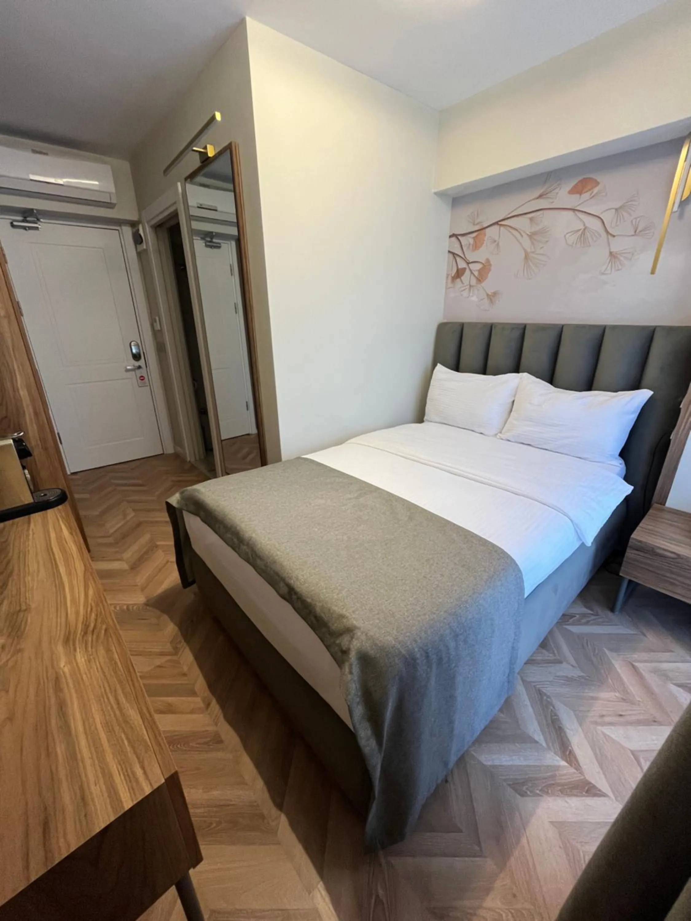 Iris Han Hotel